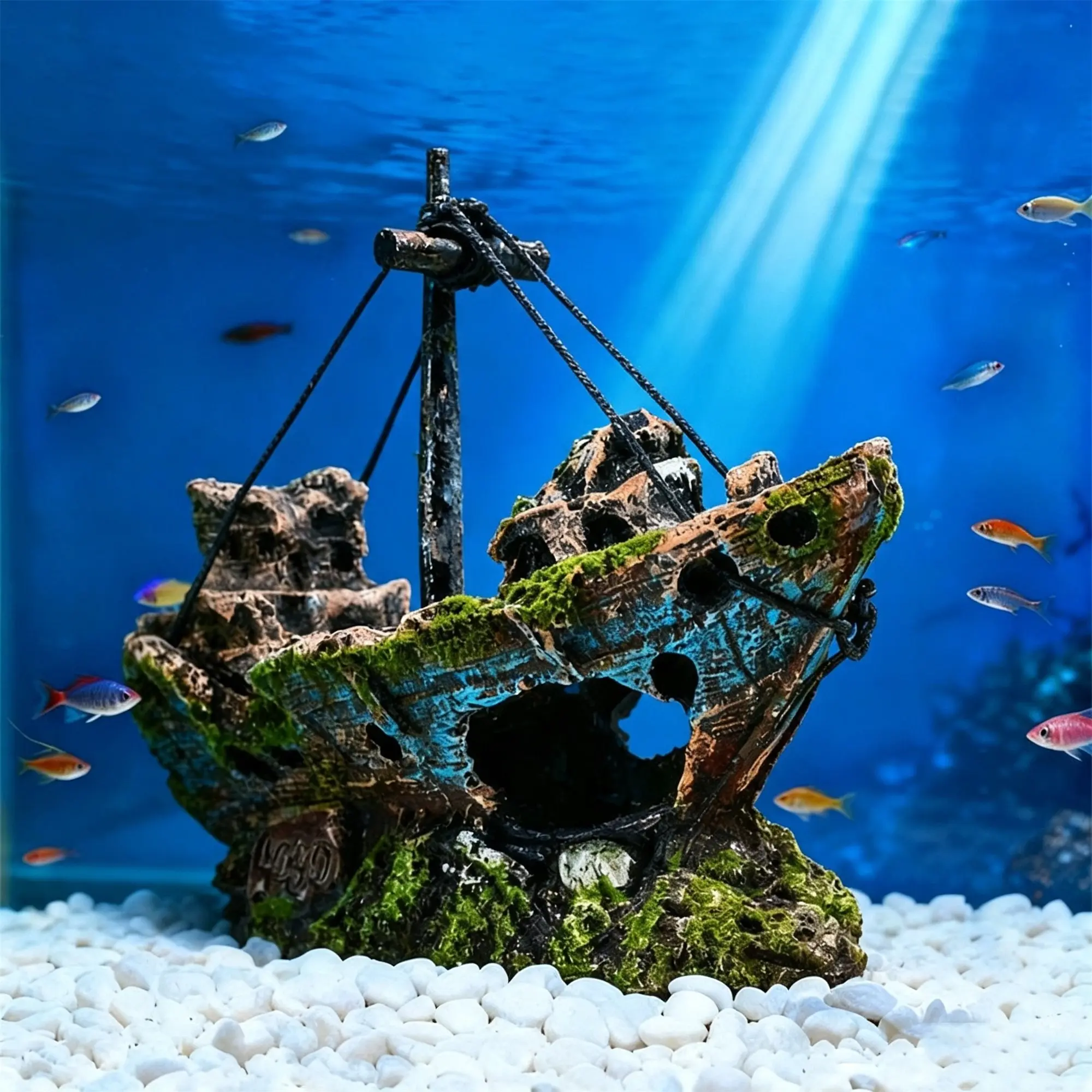 Aquarium Decorative Shipwreck Scene, Realistic Old Pirate Boat Fish Tank Hideout, Resin Ornament for Fish and Shrimp Shelter, Aquarium Decoration