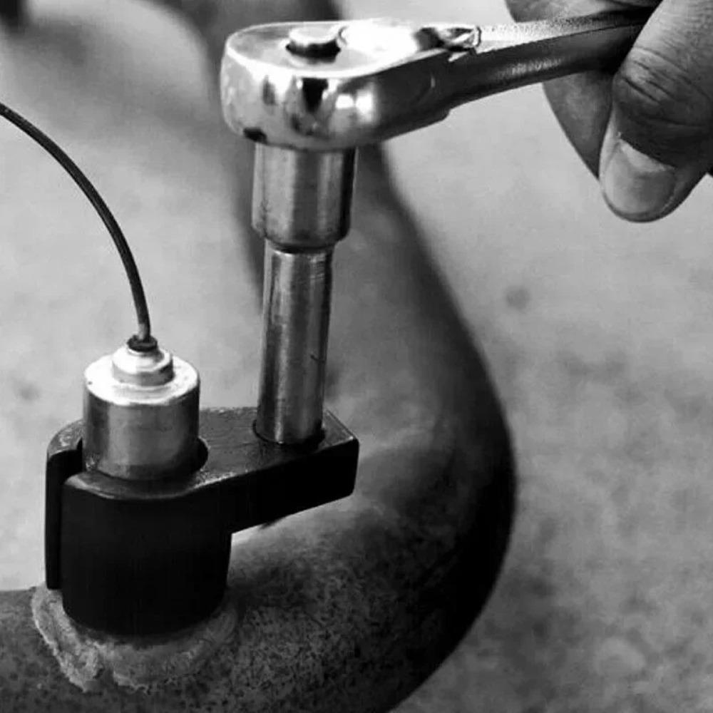 1Pcs 22mm Professional Oxygen Sensor Socket Removal Tool Universal Drive Remover Oxygen Sensor Sleeve Hand Tool Car Accessories