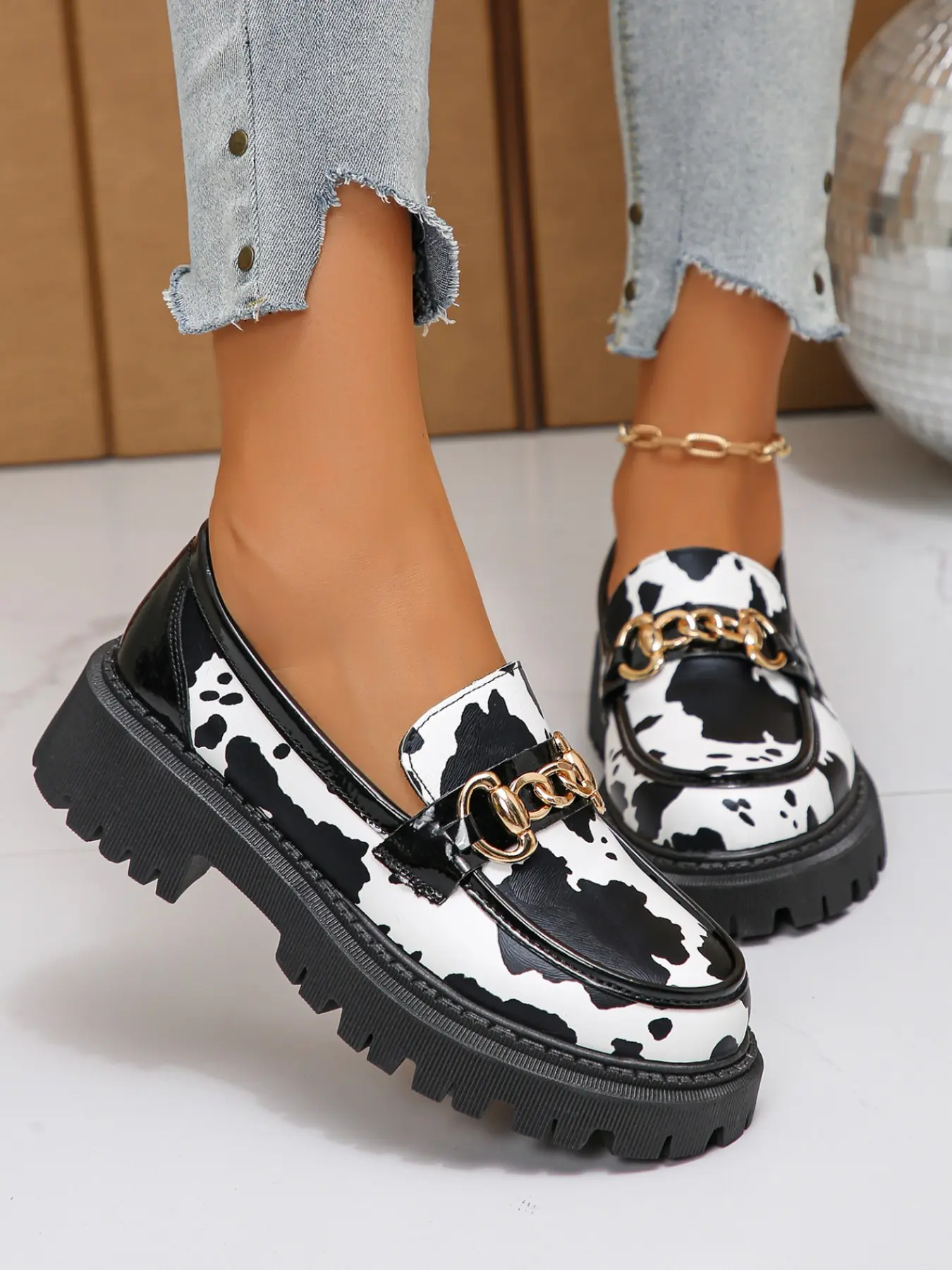 Metal Chain Animal Print Thick Sole Loafers, Zebra Cow Pattern Leather Patch Slip-On Shoes, Sweet Cool Girl Style, All-Season Footwear