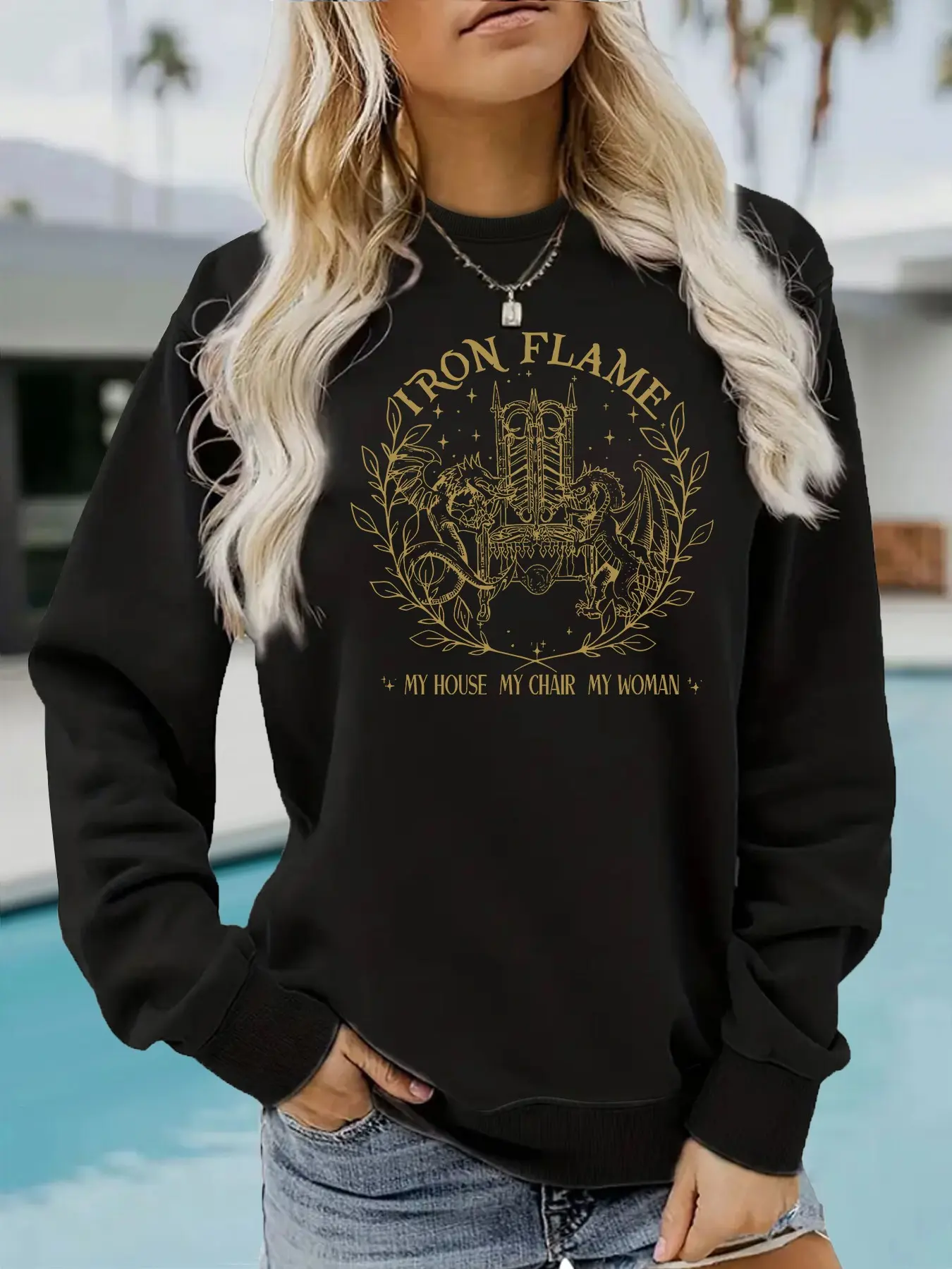 Women's Casual Gold Dragon Graphic Sweatshirt, Soft Long Sleeve Round Neck Fleece Pullover, Fall & Winter Comfort