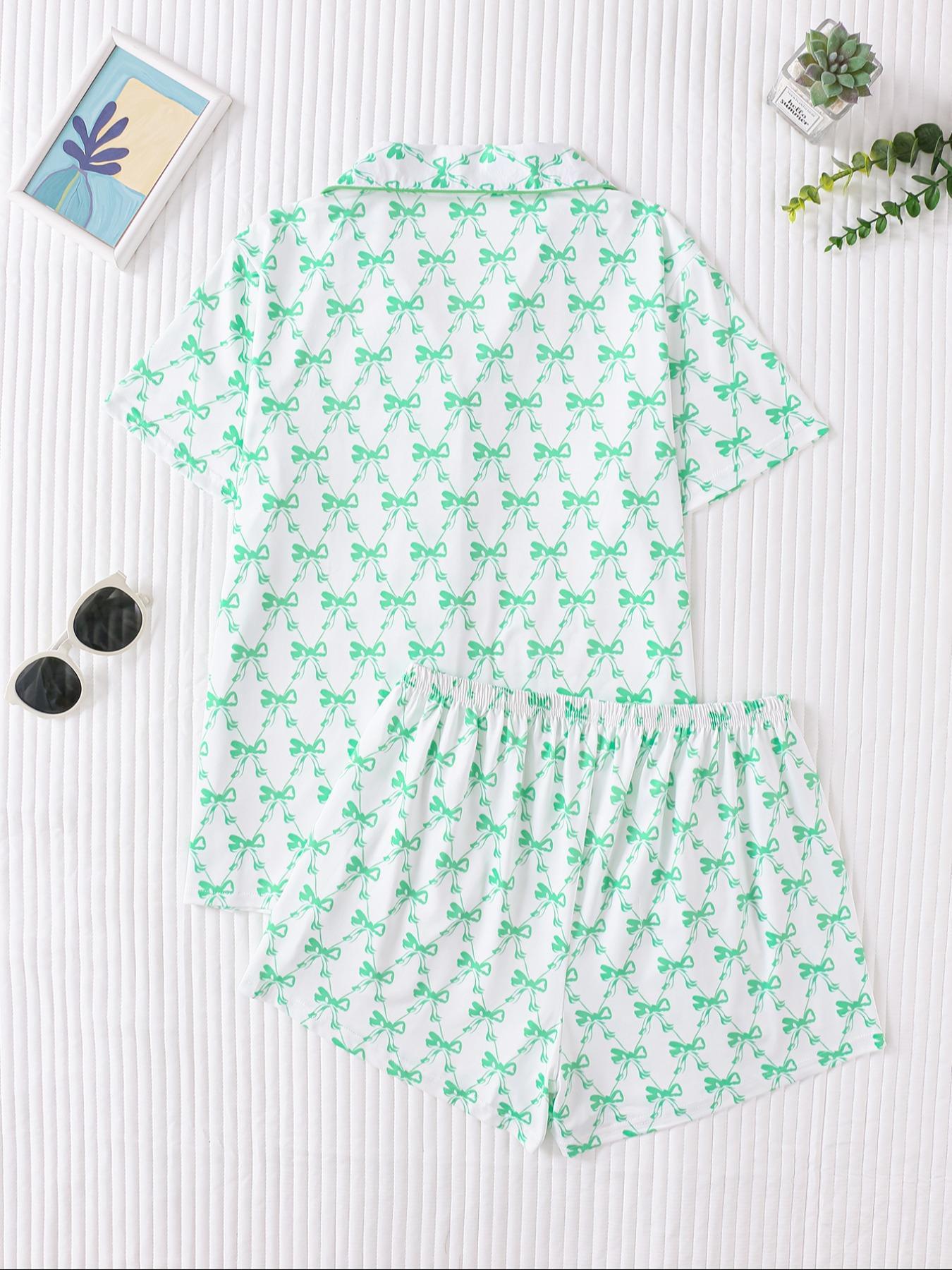 Women's All Over Bowknot Print Pajama Two-Piece Set, Cute Short Sleeve Lapel Top & Pocket Shorts PJ Set, Women's Sleepwear for Summer