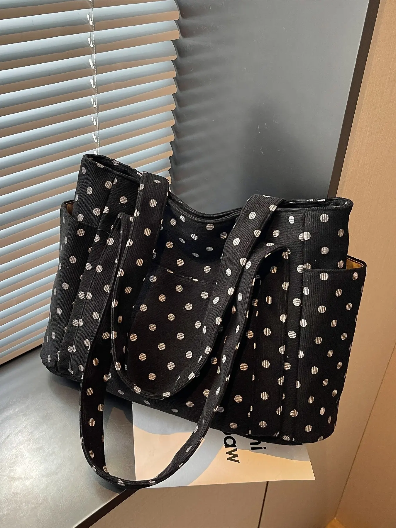 Polka dot pattern corduroy tote bag, women's large capacity multi pocket shoulder bag, vintage casual commuting versatile handbag.