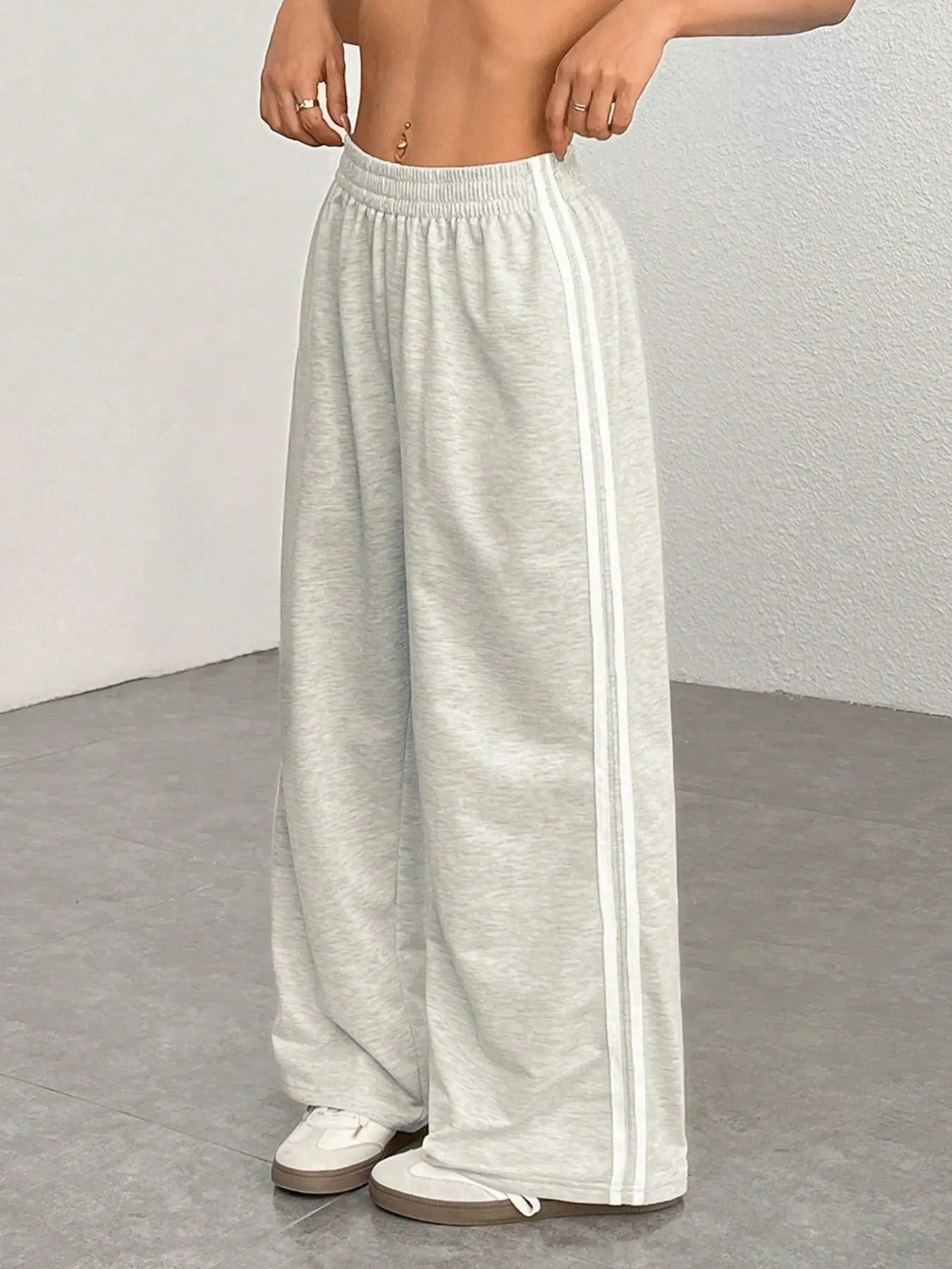 Women's Striped Wide Leg Sweatpants, High Waist Elastic Casual Pants, Petite Friendly Home Wear, Light Loose Fit Lounge Pants, Boyfriend Pants, Casual Style Bottoms