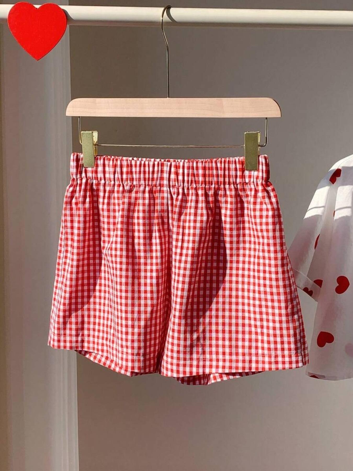 Comfortable Fit Elastic-Waist Gingham Shorts for Everyday Wear, Suitable for Spring and Summer