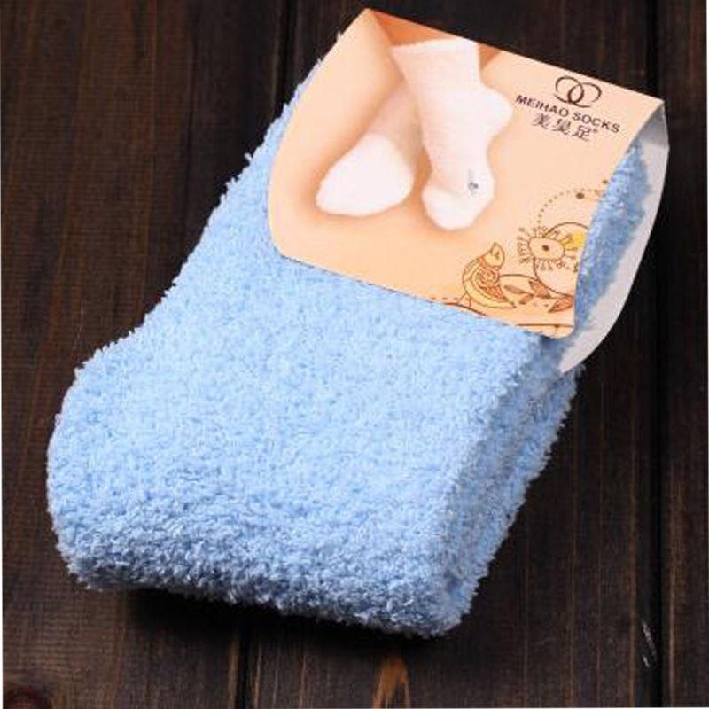 Women's Bed Socks Pure Color Fluffy Warm Winter Christmas Gift Soft Floor Home Candy Color Coral FLeece Velvet Socks Dropship