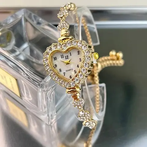 Women's Elegant Heart Shaped Bracelet Watch, Fashion Rhinestone Decor Elegant Analog Dial Quartz Watch Set, Trendy Exquisite Watch Set As Gift, Jewelry Bracelet Watch, Fashionable Watches