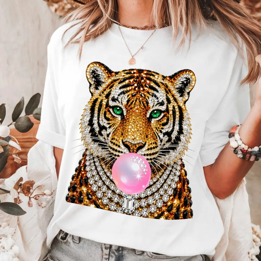 Glam Tiger Graphic Tee Rhinestone Print Bubble Gum Animal Oversized T-Shirt For Women Funny Y2K Baddie Aesthetic Summer Streetwear Top,back to school,back to school shopping