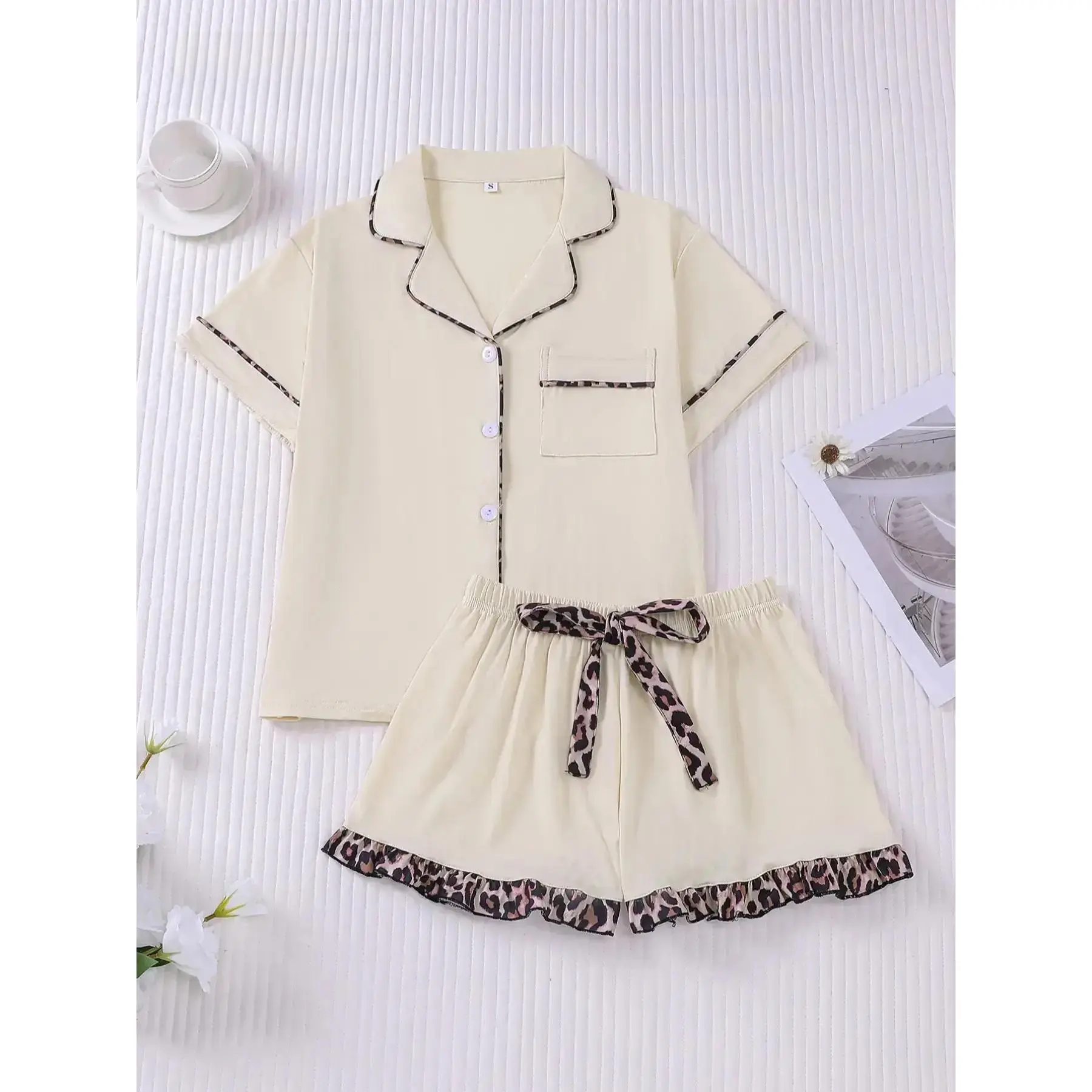 Women's Contrast Binding Pajama Two-piece Set, Short Sleeve Button Up Top & Shorts Pj Set, Casual Comfy Loungewear Set for Women, Nightwear, Casual Home Nightwear, Casual Sleepwear Set, Pajama Clothes, Pajama Outfit