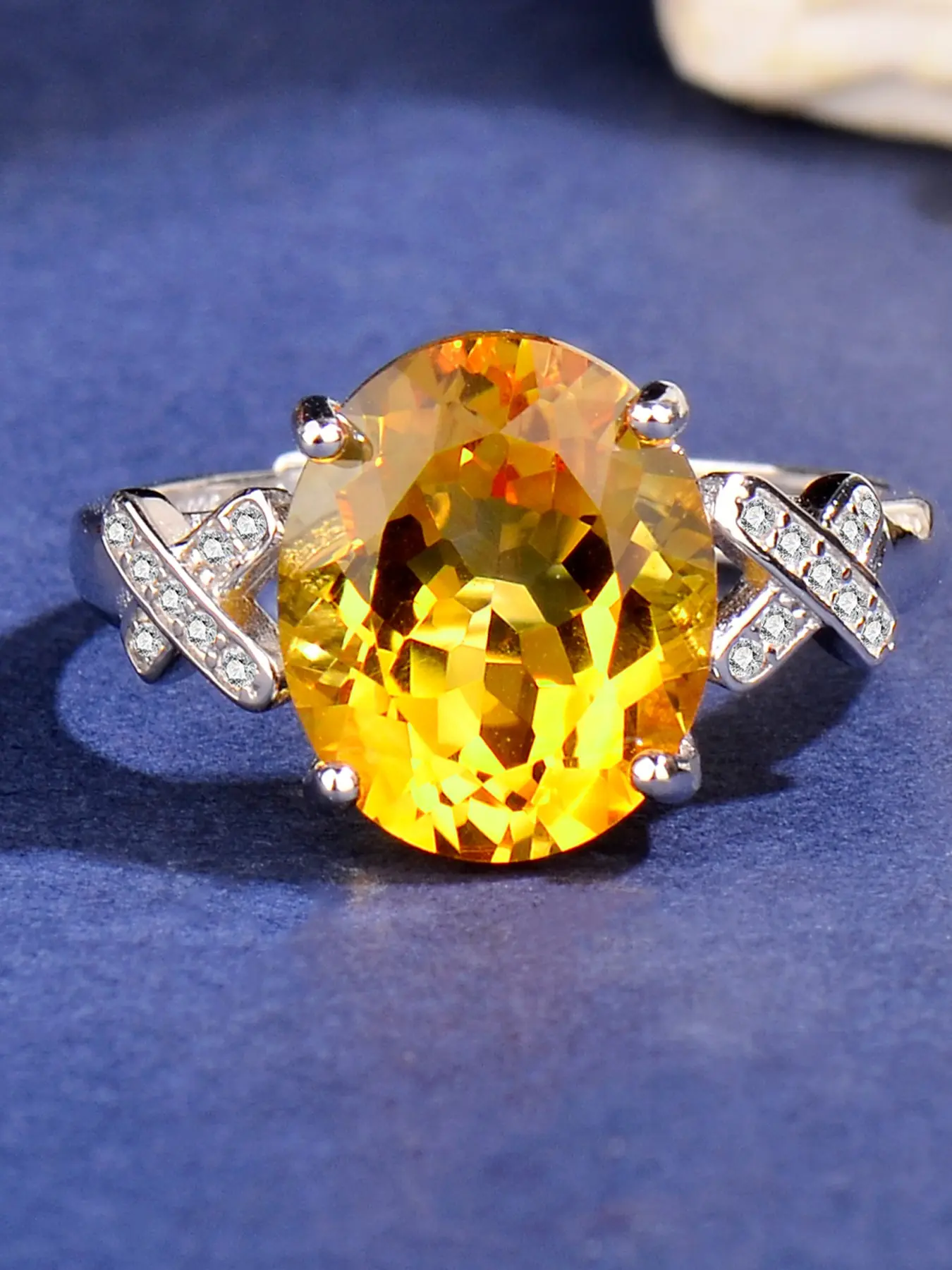 Natural Yellow Citrine Ring S925 Sterling Silver Adjustable Oval Gemstone Ring November Birthstone Beautiful Rings