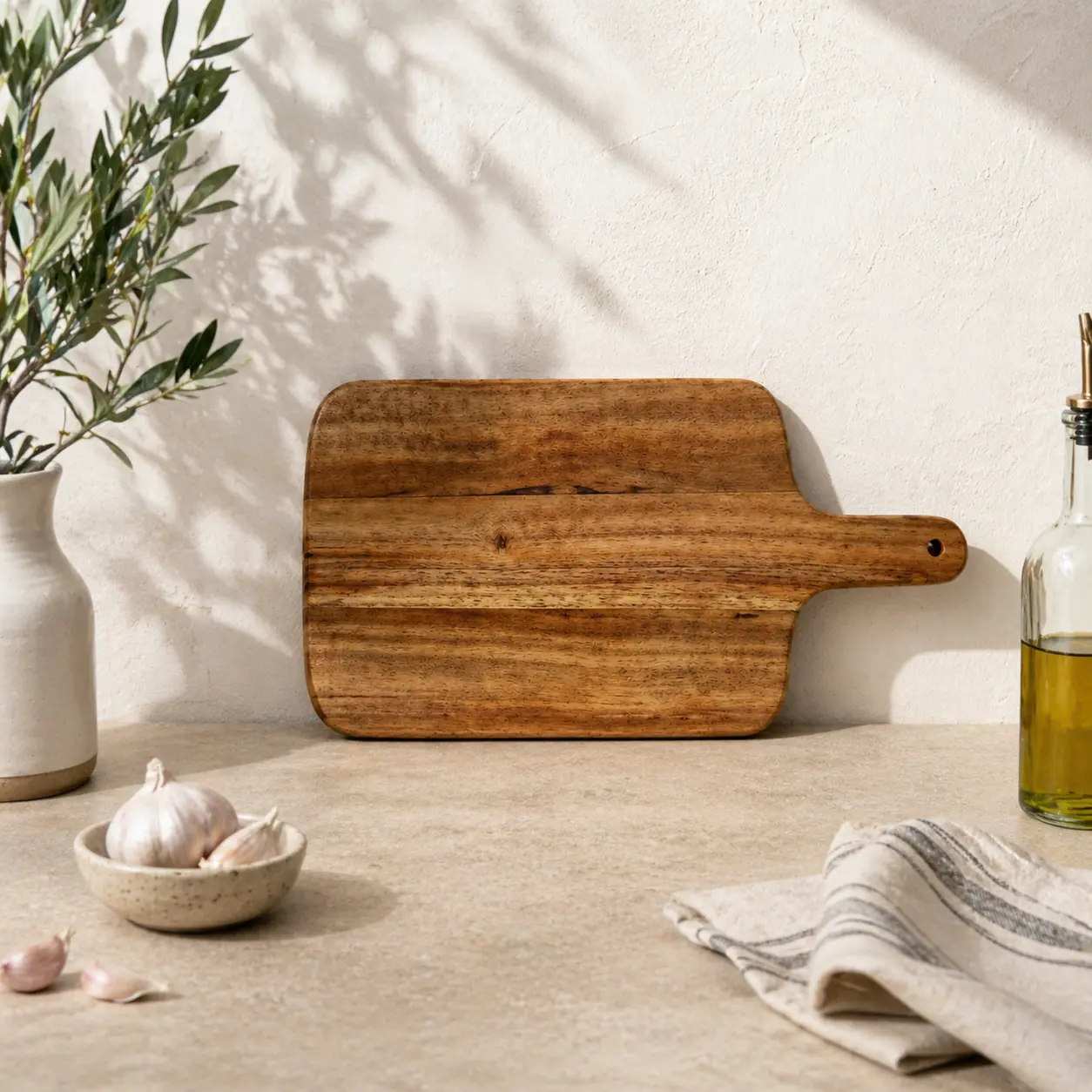 Nokaa Acacia Wood Chopping Board with Handle, Natural Wood Cutting Board for Kitchen, Serving Board for Bread Cheese Fruits Vegetables, Handcrafted Wood Paddle Board, 8x0.75x17.75 Inches, Charcuterie Board for Entertaining, Housewarming Gift