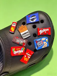 8Pcs Cute Snack Pattern Shoe Accessories, DIY Holey Shoes Button Sandals Decor, Shoe Charm Set, Suitable for Kids and Adults, All Seasons