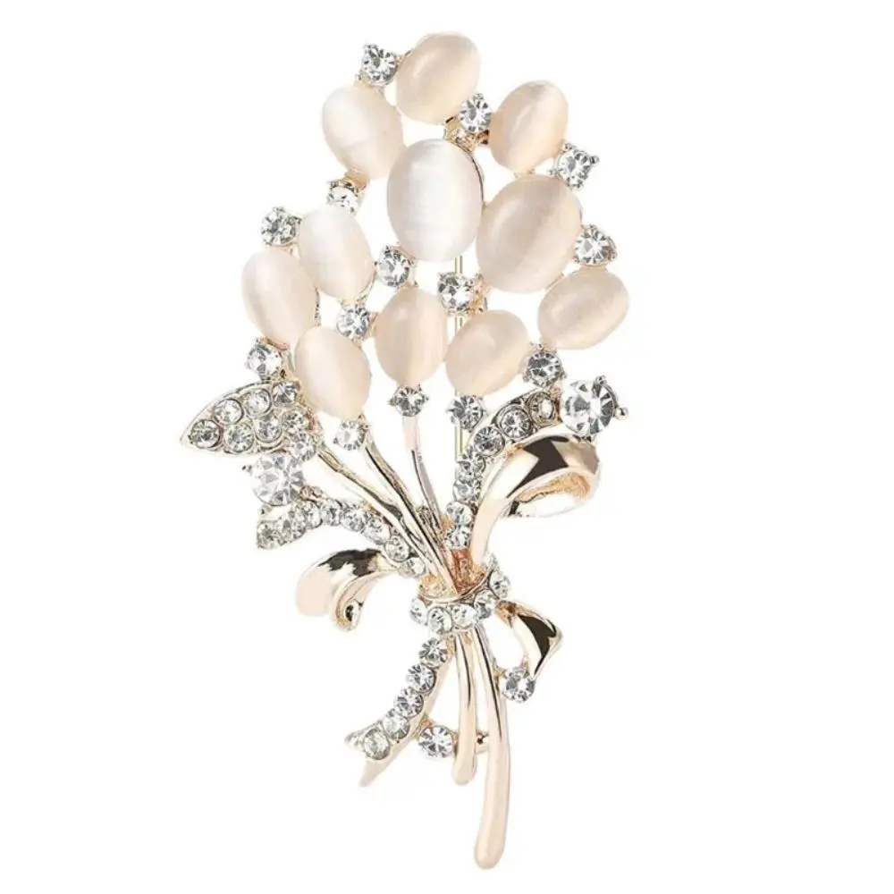 Luxury Crystal Wheat Opal Brooches for Women Flower Pin Exquisite Lady Elegant Clothing Party Wedding Accessory