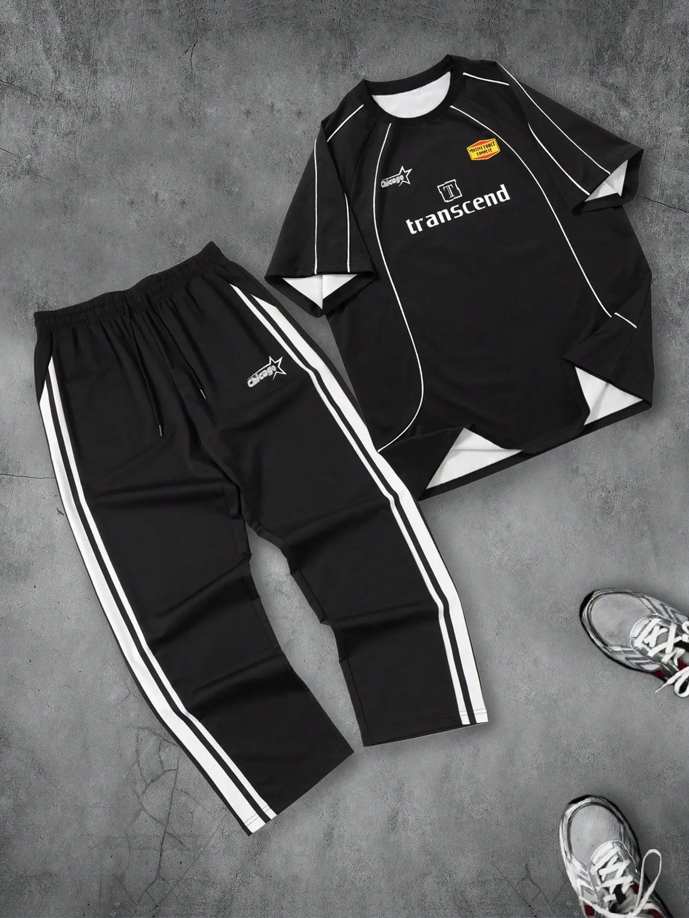 Men's two-tone striped sports set, Quick Drying Tracksuit, black and white striped short-sleeve top & wide-leg pants, quick-dry breathable loose sportswear, retro Y2K street-style soccer outfit, gym and everyday running set