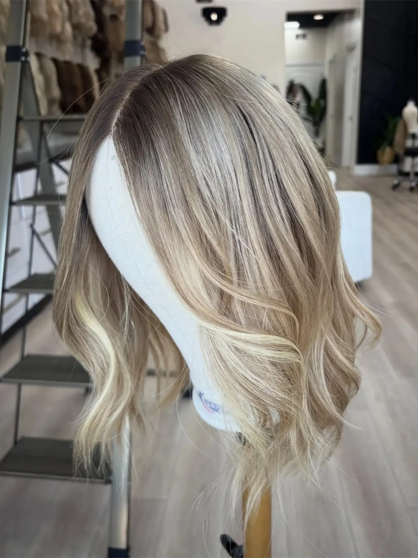 Soft Human Hair Wig for Women, 14 Inch Highlight Blonde Wavy Bob, 13x4 Front Lace, 150 Density, Daily Wear, Natural Look