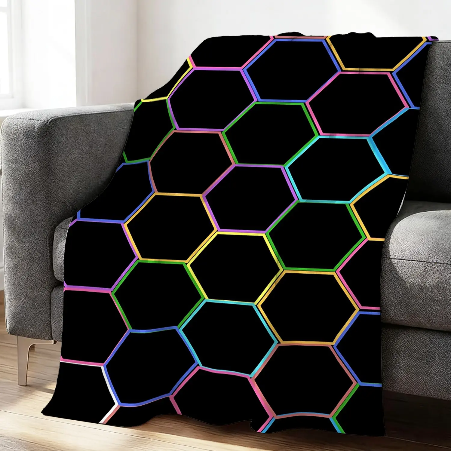 Hexagon Honeycomb Pattern Throw Blanket, Modern Style All Season Flannel Blanket, Perfect for Sofa Naps Bedroom Night Rest Office Lunch Break Outdoor Camping Road Trip Use, Ideal Gift Geometric Pattern Lovers