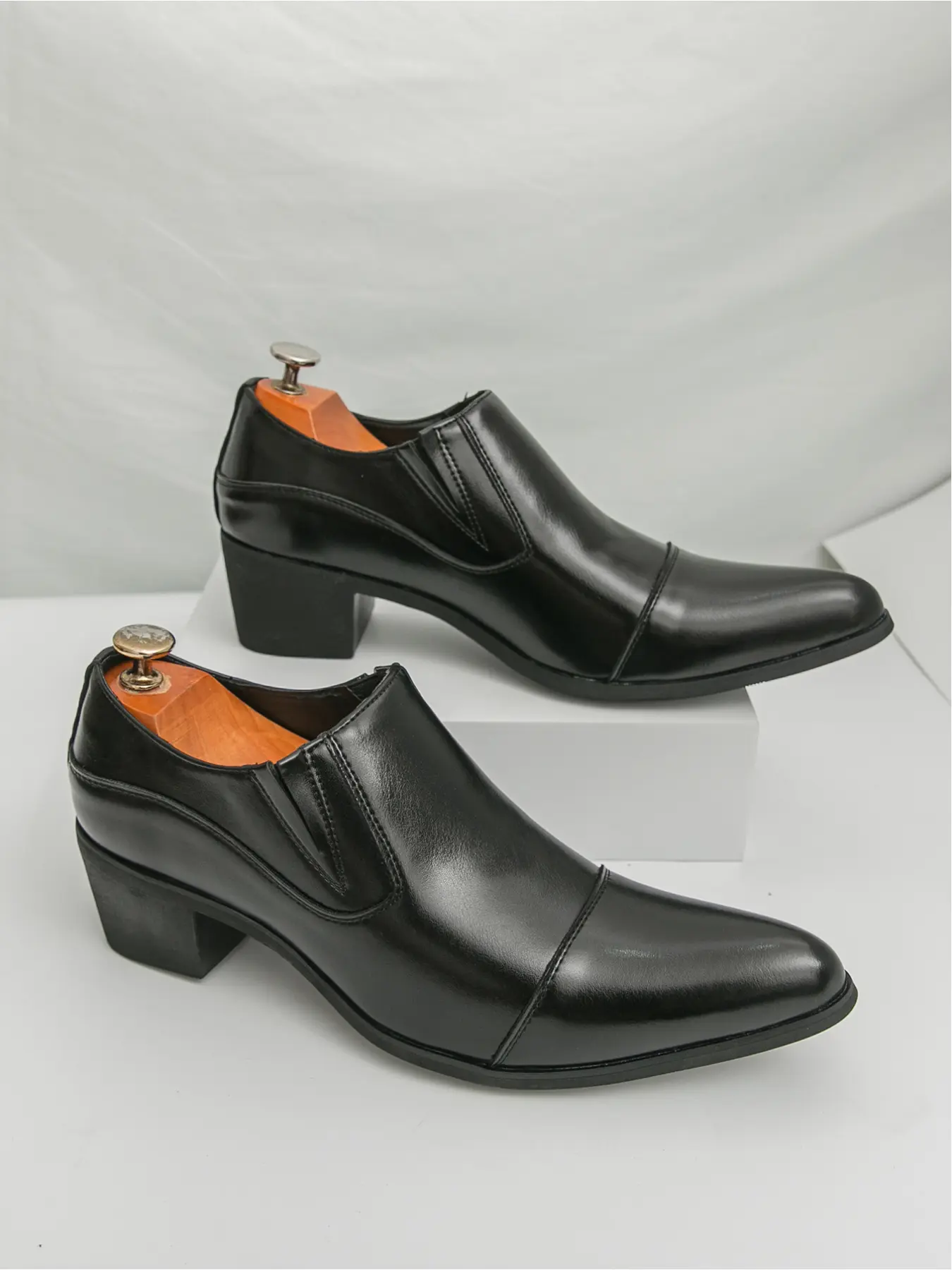 Men's Block Heel Gloss Cap-Toe Shoes, Slip-On Design For Host Singer Fashion Show Stage Height Boost