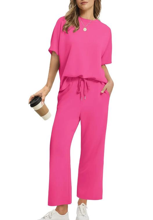 Women's Two-Piece Summer Outfit: Oversized Wide-Leg Cropped Pants Casual Set with Round Neck for Beach Vacation