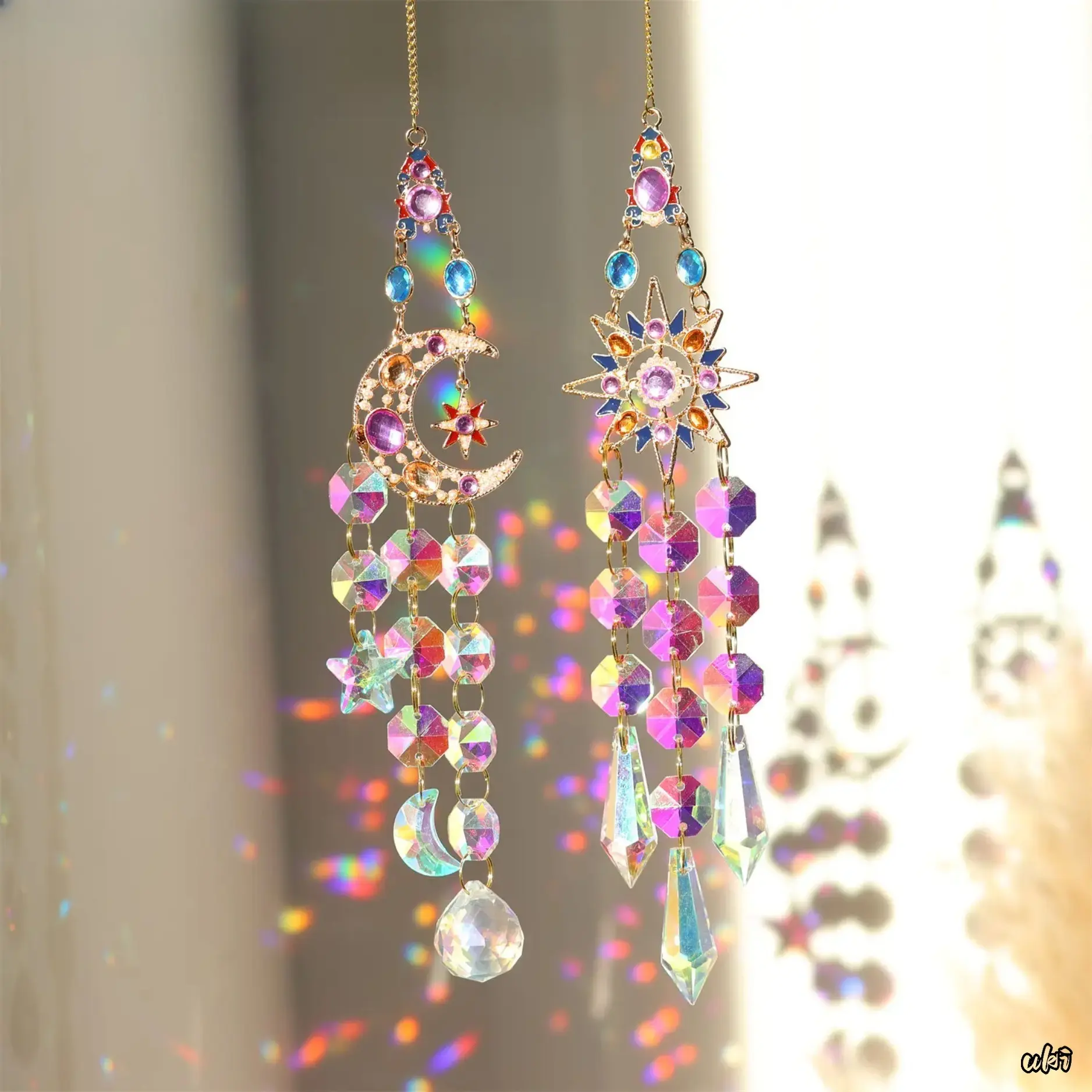Artificial Crystal Sun Catcher, Decorative Crescent Moon Hanging Prism for Outdoor Garden, Sunlight Refracting Rainbow Maker for Home Decor