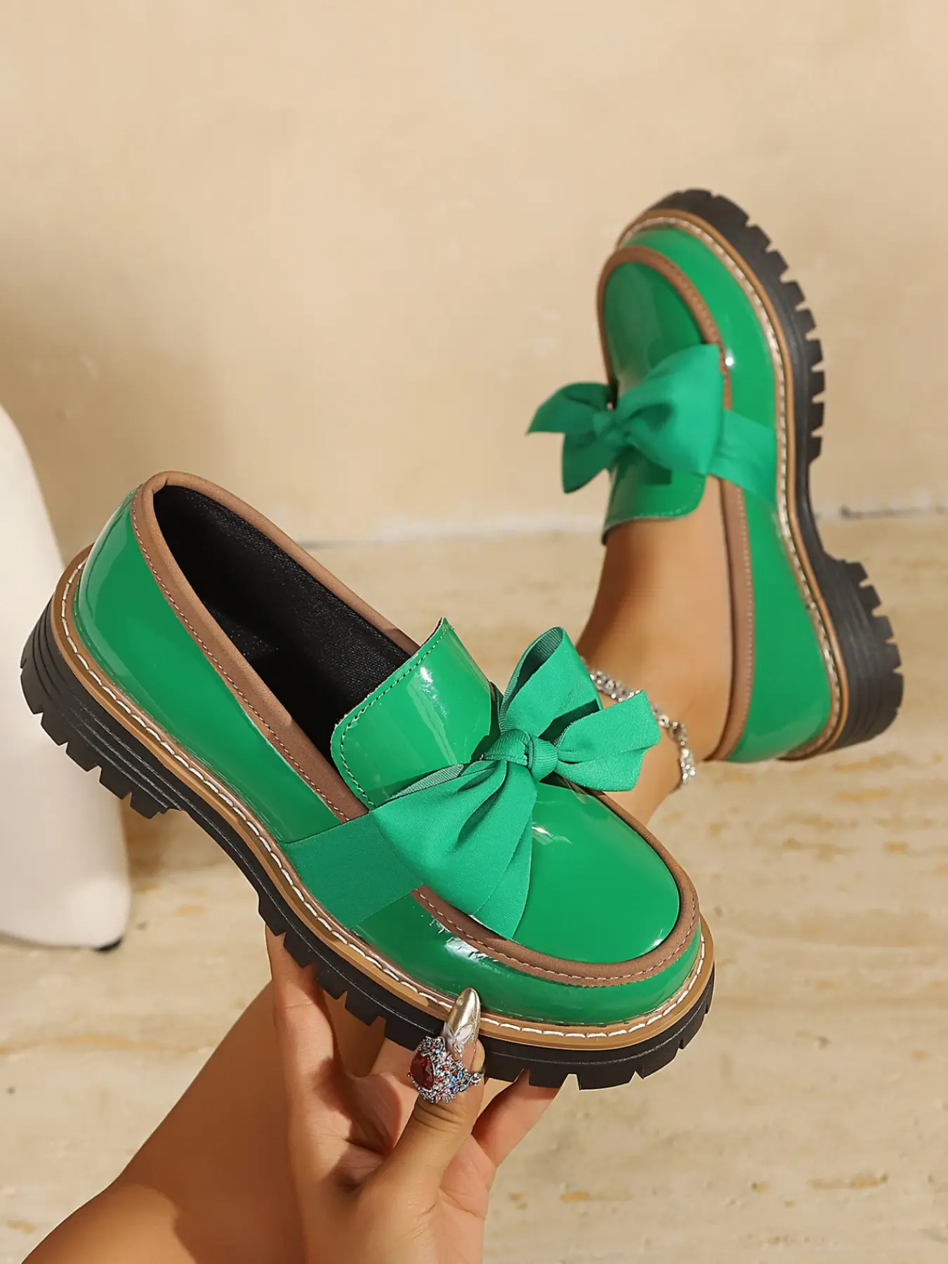 Women's Glossy British Loafers, Elegant Bow Design, Thick Sole Anti-Slip Durable, Perfect for Commute and Daily Wear