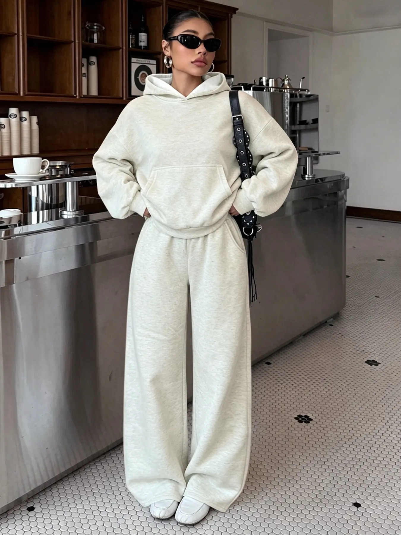 2026 Fall Winter European Style Casual Sporty, Women's Sweatshirt and Pants Set, Fashionable and Comfortable