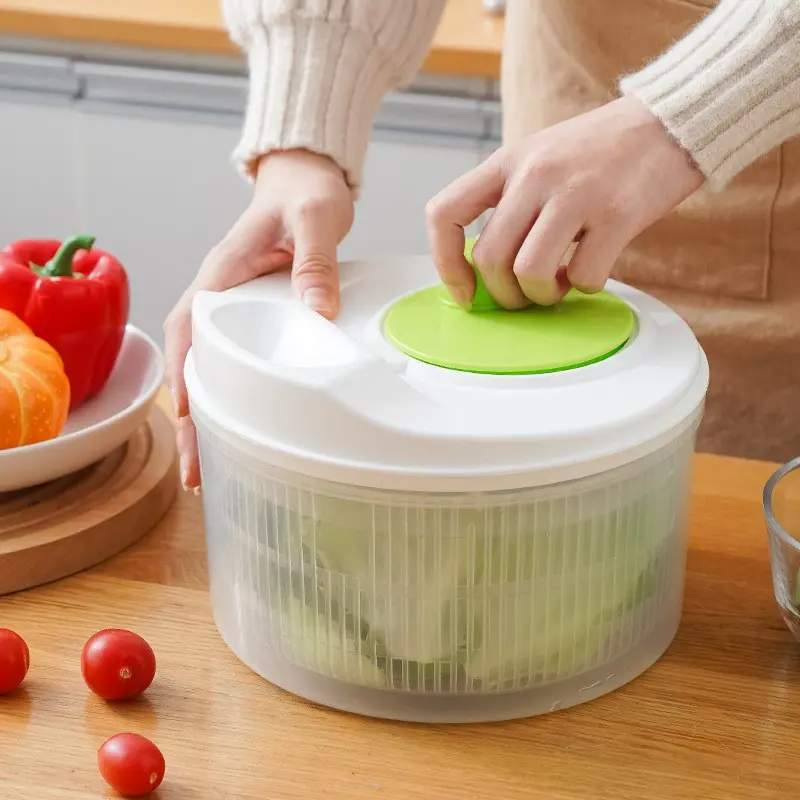 Multifunctional Salad Spinner And Strainer Kitchen Utensils- Non-Rechargeable PP Manual Vegetable And Fruit Spinner with Strainer Basket Convenient Meal Preparation