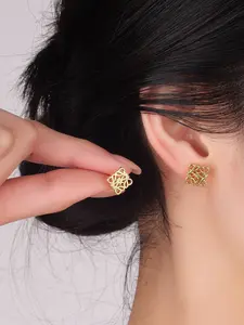 Elegant Women's Earrings, Geometric Hollow Design, Lightweight & Compact, Perfect for Daily Wear, Versatile Fashion Accessory