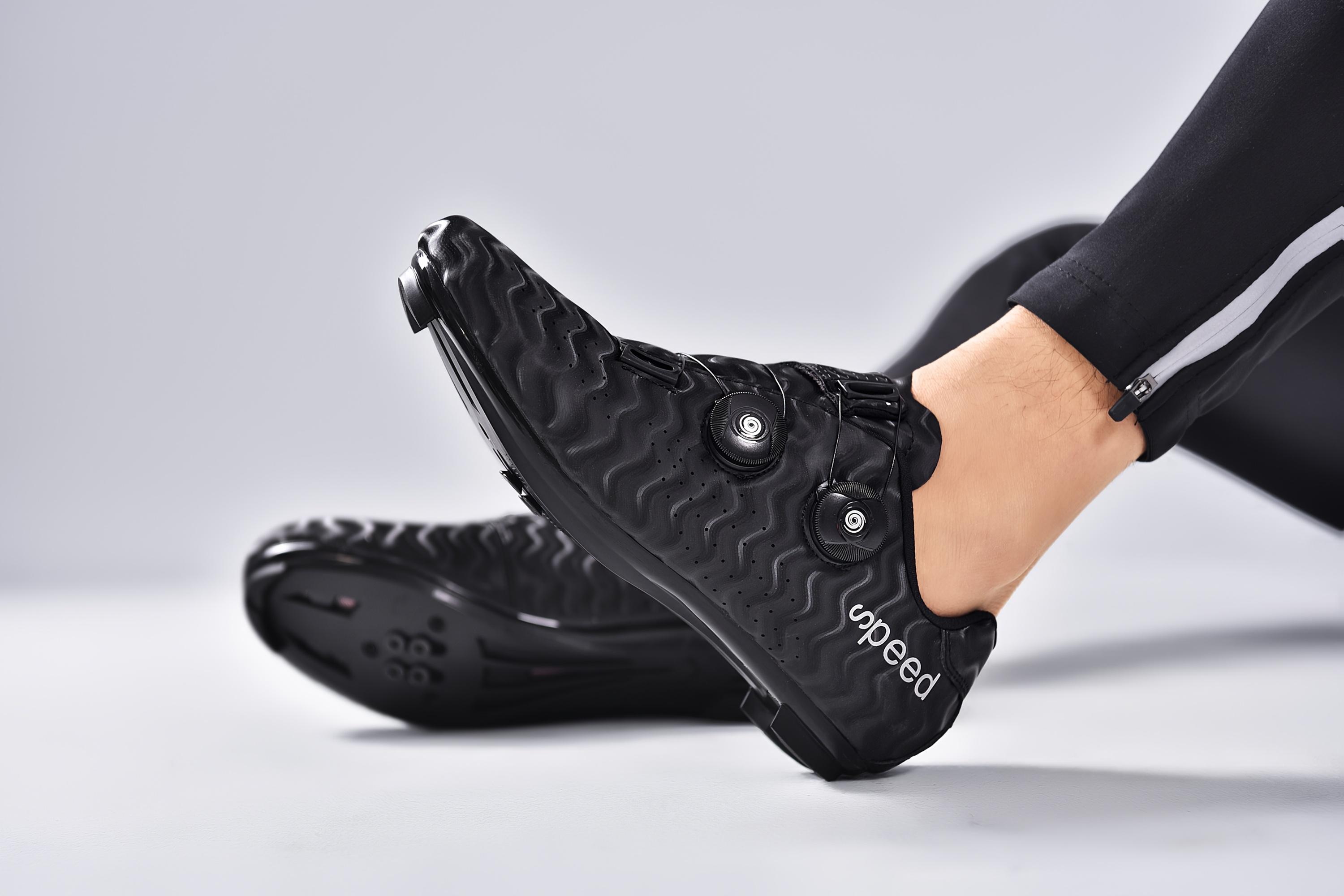 [Breathable Lightweight Cycling] Sneakers, Road Cycling Shoes, New Spring/Summer Model, Breathable and Lightweight Bicycle Shoes for Men and Women