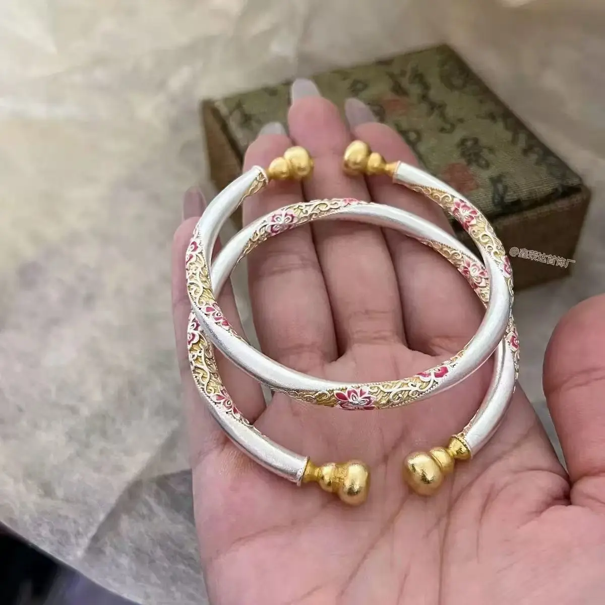 Adjustable 999 Grade Sterling Silver Bangle for Adult and Child Set Cuff Certificated Jewelry Adjustable Sizes Wire Bangle Shiny Polished Silver Women's Bangles Chinese Style Cuff Bangle Fine Jewelry with Gift Box