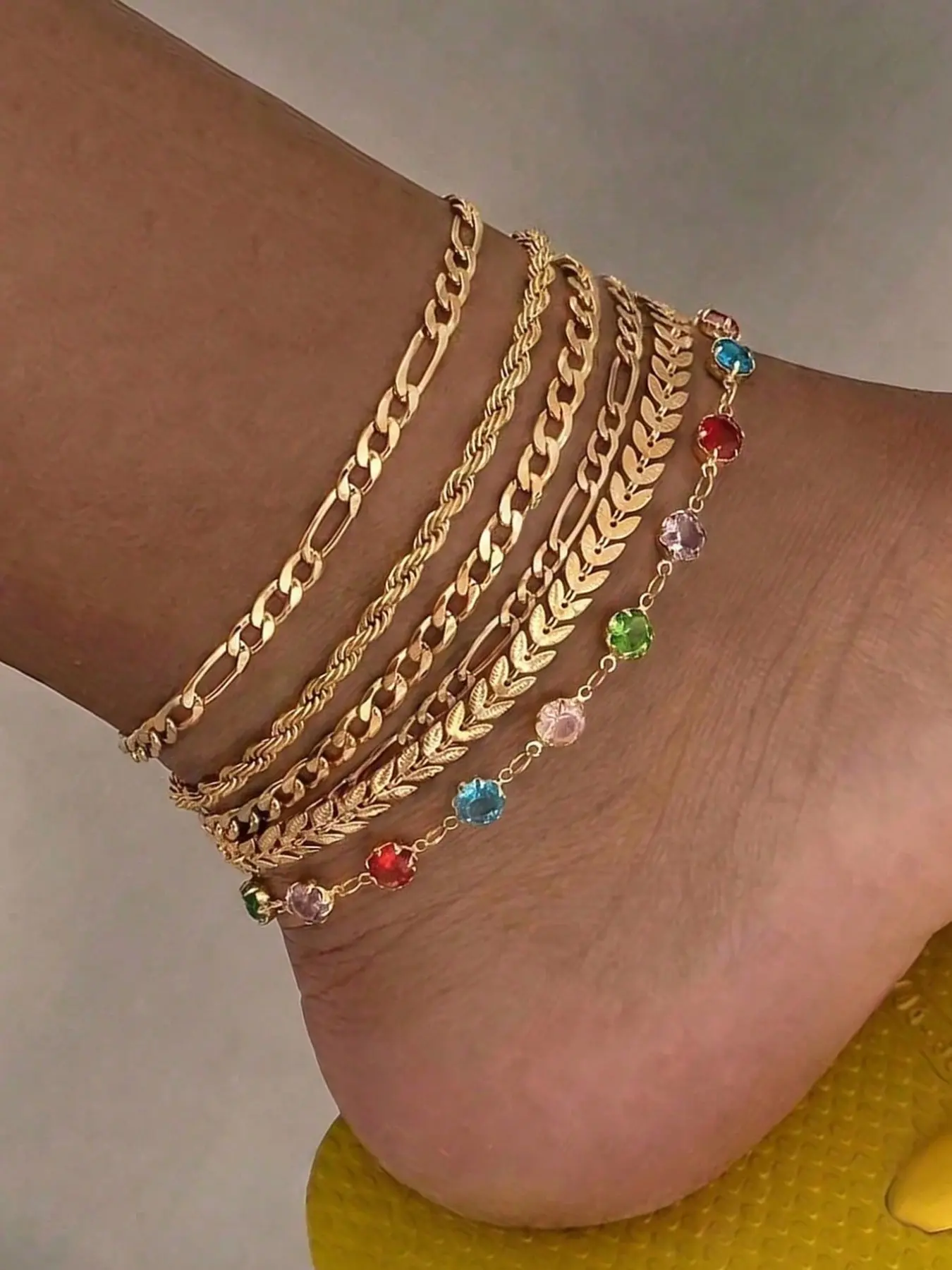 6pcs Gold Layered Anklet Set for Women, Colorful Crystal Beaded & Cuban Chain Anklets, Stackable Beach Jewelry, Adjustable Boho Foot Chain for Daily Wear, Vacation, Party, Gift