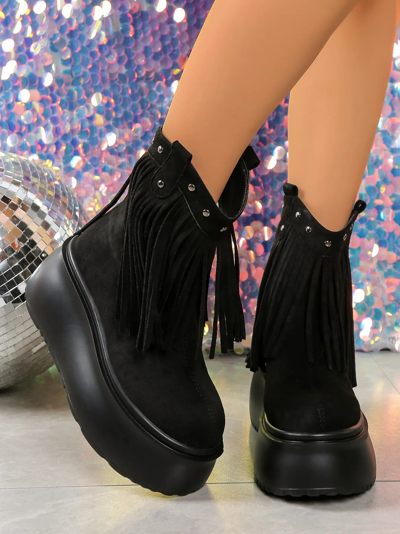 Women's 8.5cm Comfortable Wedge Heel Booties, Boho Western Cowboy Y2K Style, Rivet Decor Back Zip Round Toe Anti-Slip Height Boost Boots