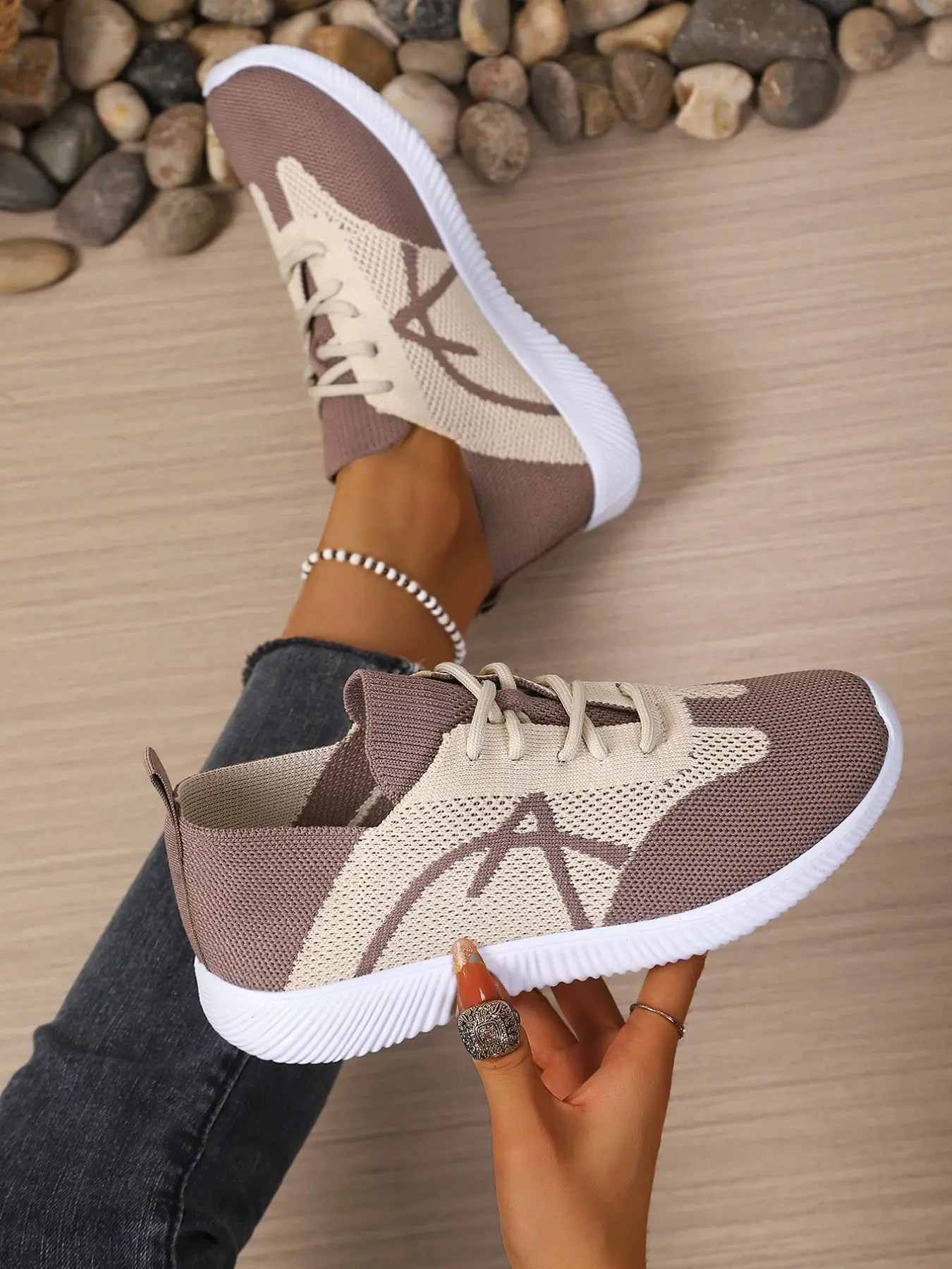 Colorblock Flyknit Breathable Casual Shoes, Comfortable Lightweight Lace-Up Mesh Daily Walking Women's Sports Sneakers