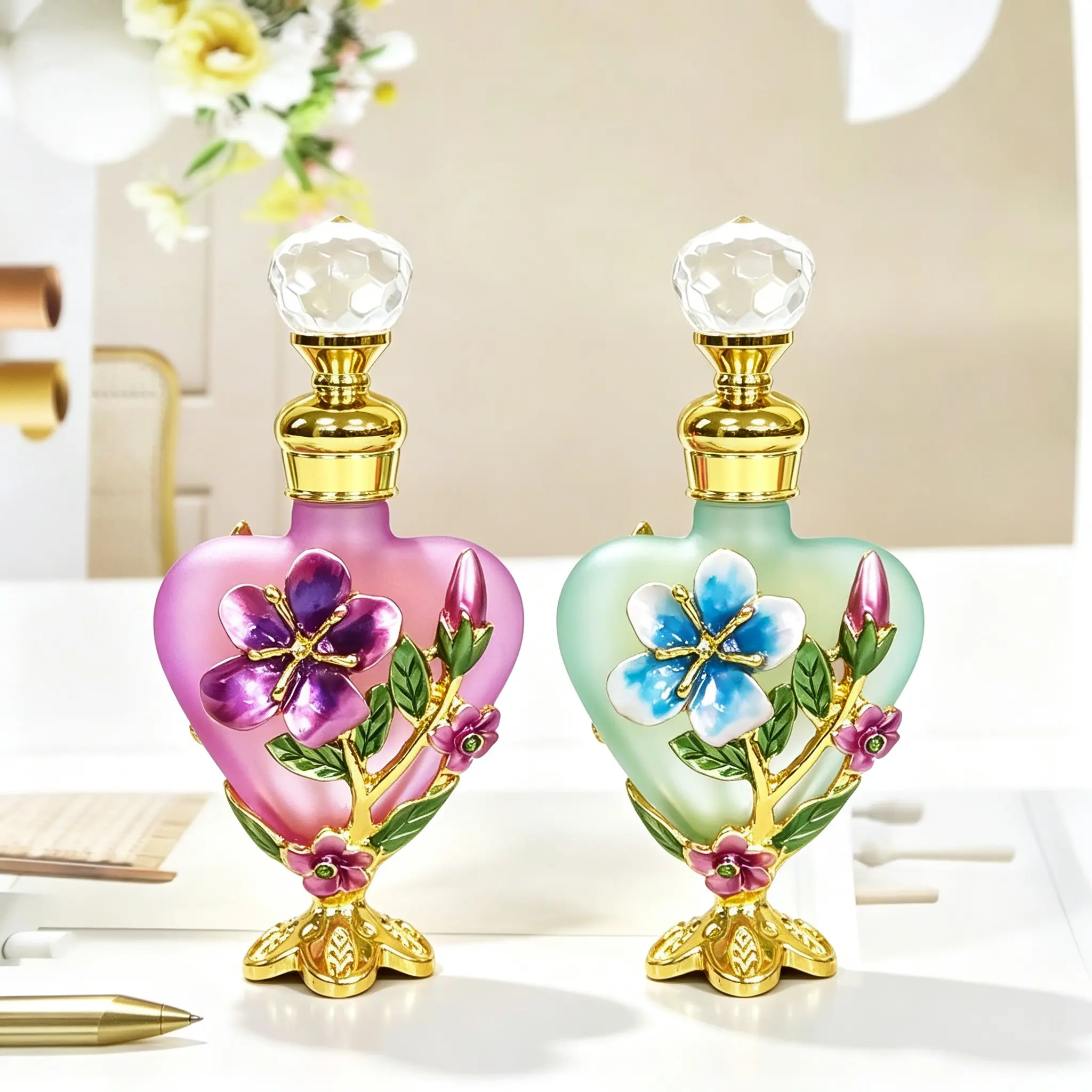 0.34oz /10ml Vintage Floral Perfume Bottle, Refillable Crystal Atomizer Spray Bottle, Elegant Portable Fragrance Container for Women, Vanity Decor & Beauty Gift