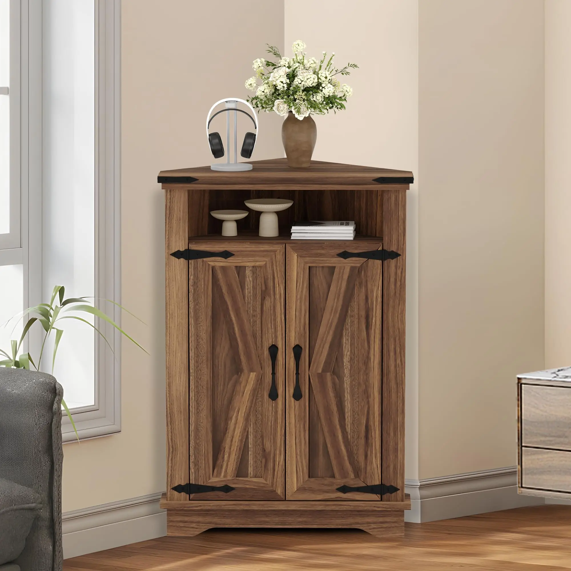 GARVEE Corner Bathroom Cabinet, Small Corner Cabinet with Barn Doors & Adjustable Shelf, Farmhouse Bathroom Table with Storage for Small Spaces, Kitchen, Living Room, Brown