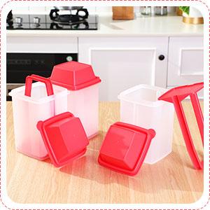 3 Pieces Jalapeno Pickle Containers with Strainers Square Dispensers Free Storage of Condiment Food Pickle Holder with Easy to Open Lid Design for Pickled Kitchen Tools (Yellow)