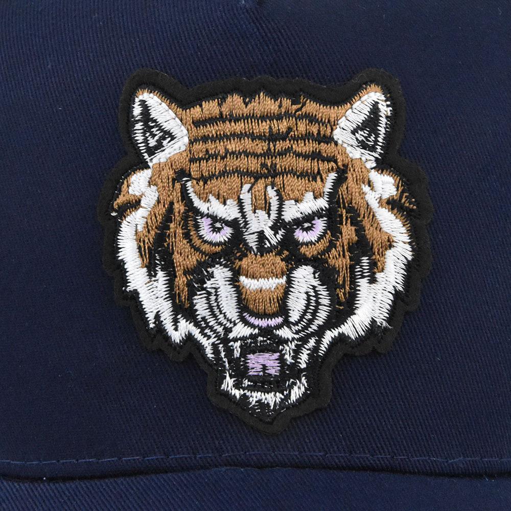 Embroidered baseball cap with tiger head embroidery, duckbill cap, mesh cap, personalized embroidered curved brim sun hat