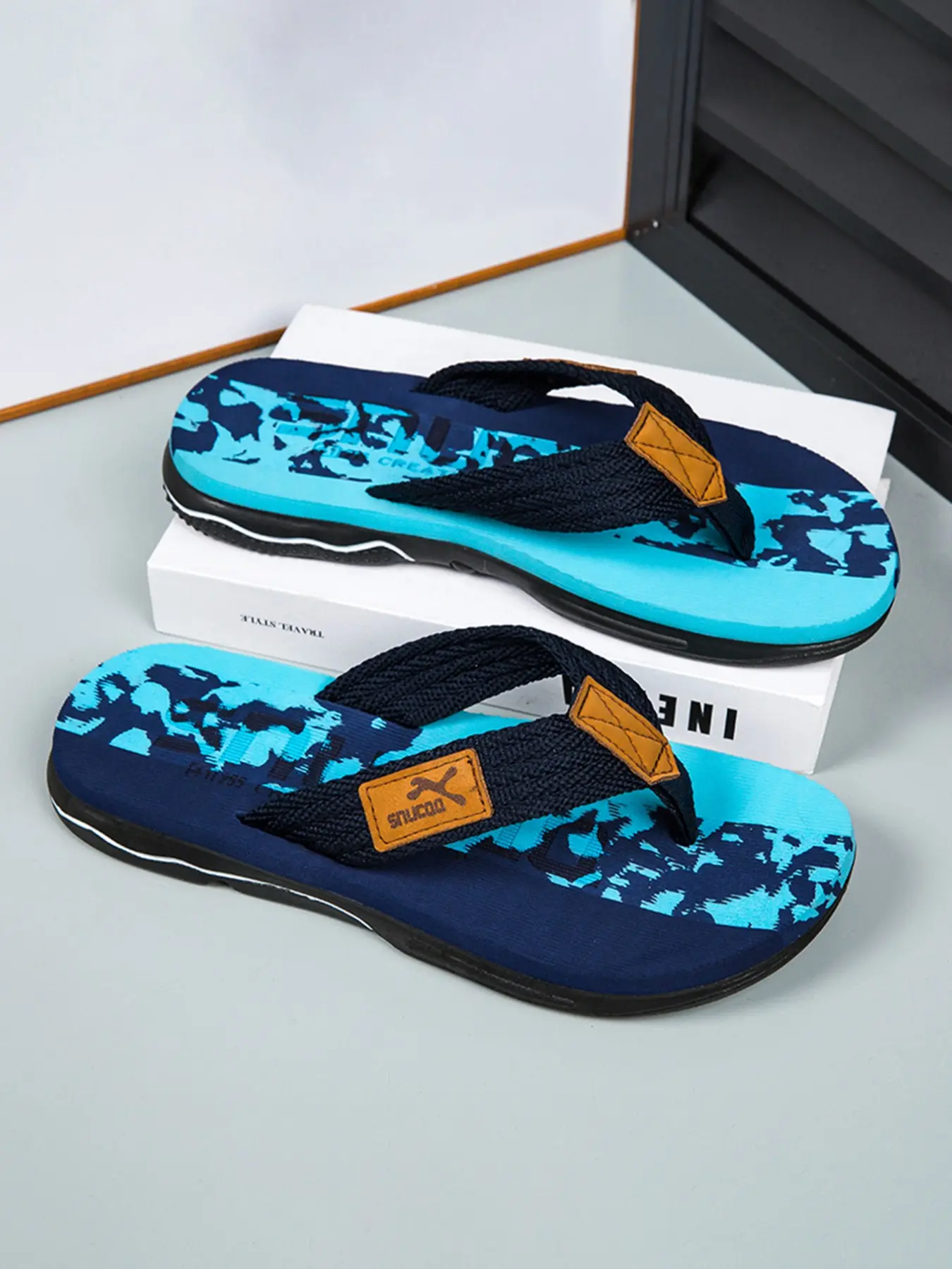 Men's Camouflage Print Summer Sandals, Gradient Design, Thick Soft Sole, Casual Style, Ideal for Home, Outdoor, Beach Vacation