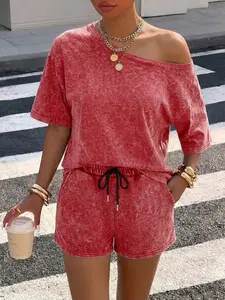 Multi-color distressed wash one-shoulder matching set; American vintage style; flattering fit suitable for all body types; pair with sneakers or slides for a casual shopping look.