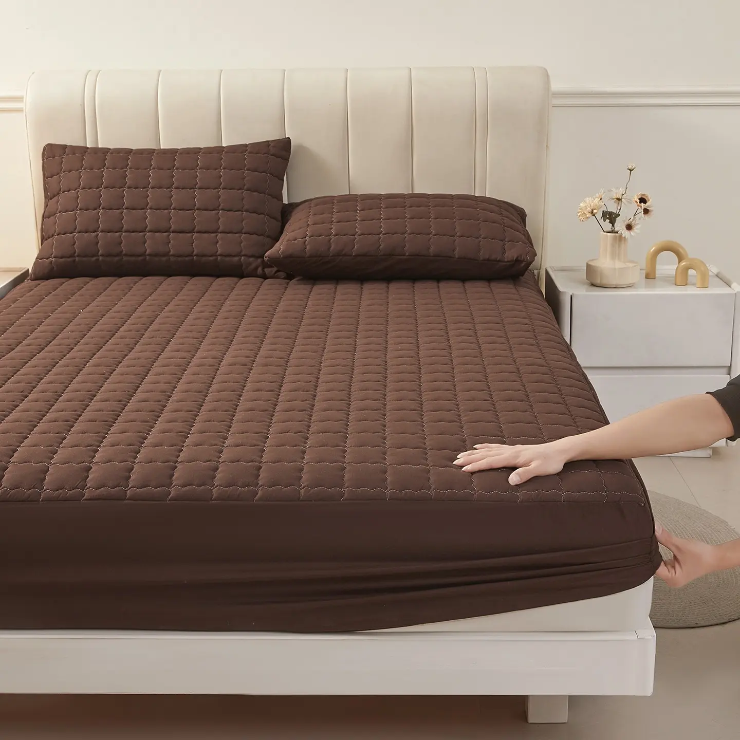 Waterproof Bed Sheet Protector, Dust-Proof Mattress Cover, Elastic Band, Breathable, Comfortable, Suitable for All Seasons, Easy to Remove, Fitted Mattress Cover