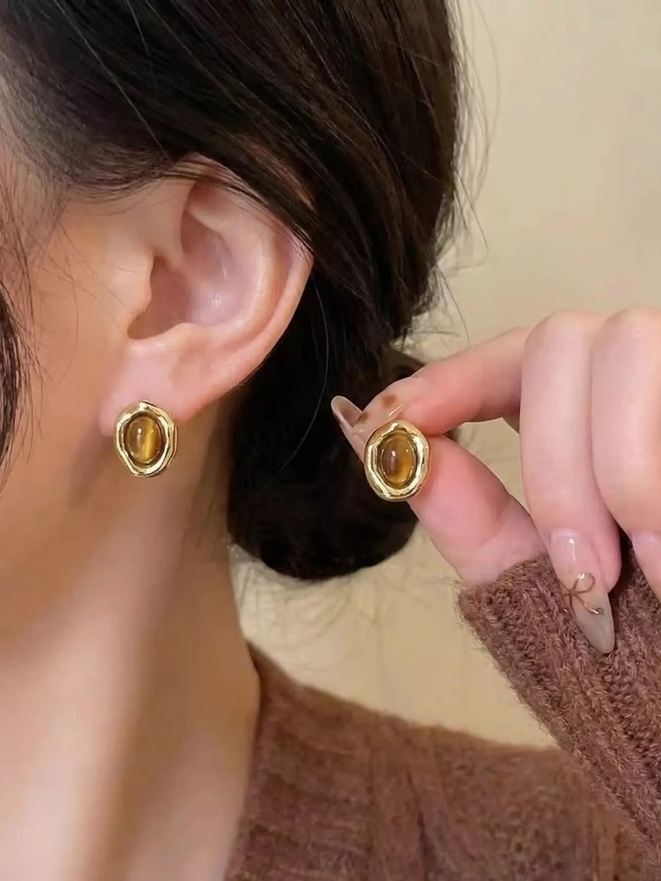 Irregular Tiger Eye Stud Earrings, Elegant Jewelry Design, Perfect Gift Choice, Unique Accessory for Any Occasion, High-Quality Craftsmanship