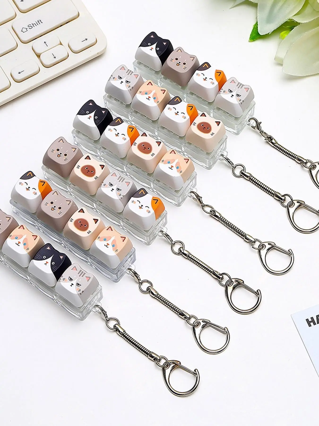 4 Keys Cat Paw Fidget Clicker Keychain, Mechanical Switch Stress Relief ASMR Toy with Lobster Clasp, Portable Backpack Water Bottle Pendant Gift for Teens & Adults