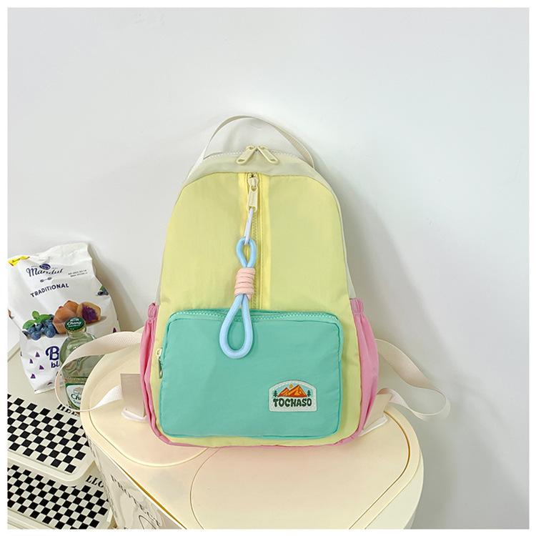 Boys' and girls' backpack 2026 new fashion color-blocking kindergarten baby school bag large capacity children's backpack