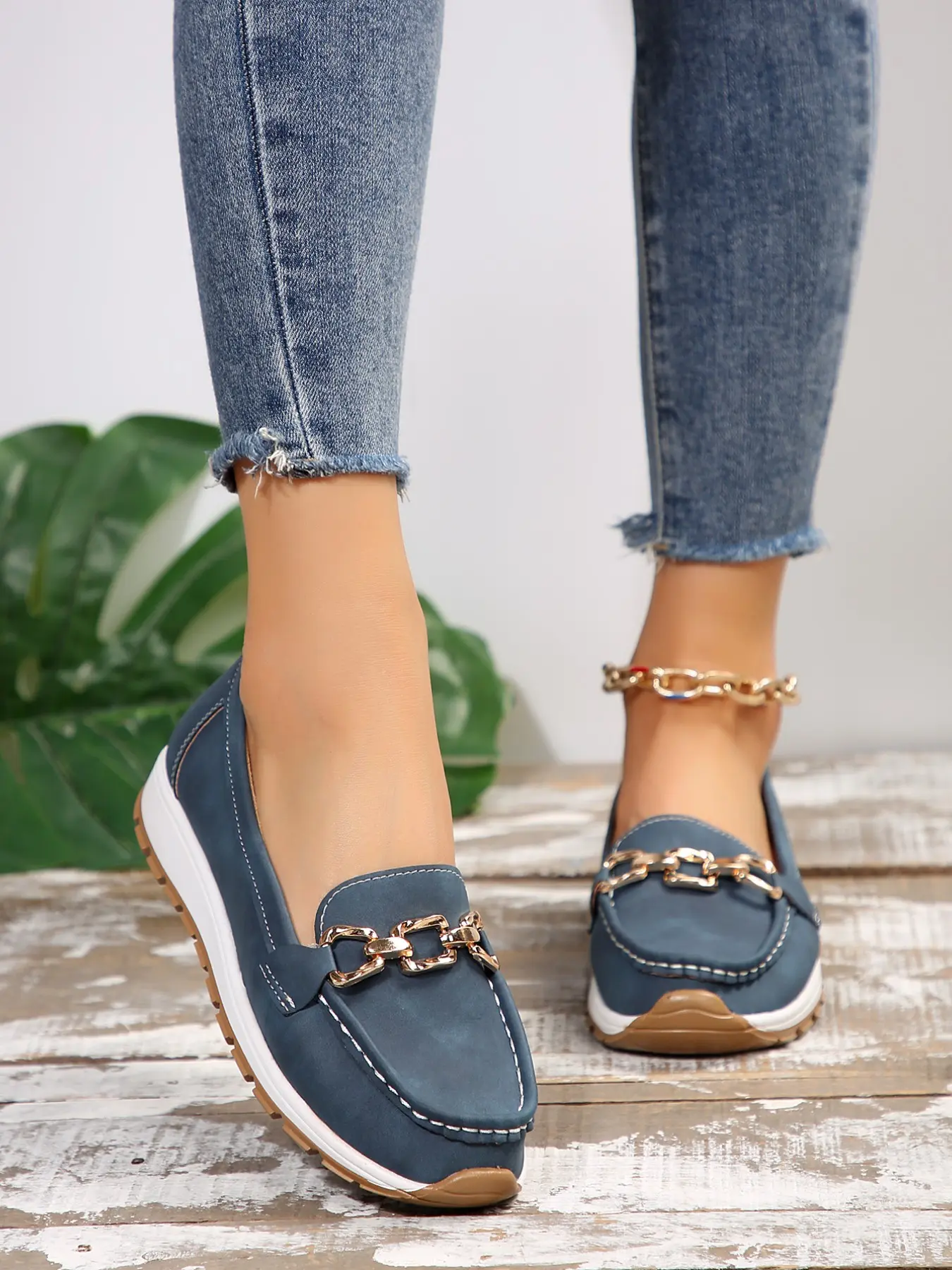 Spring Summer Metal Chain Loafers Women, Slip-On Chunky Heel Bean Shoes, Comfortable Commute Outdoor Walking Anti-Slip Height-Boosting Casual Leather Slippers