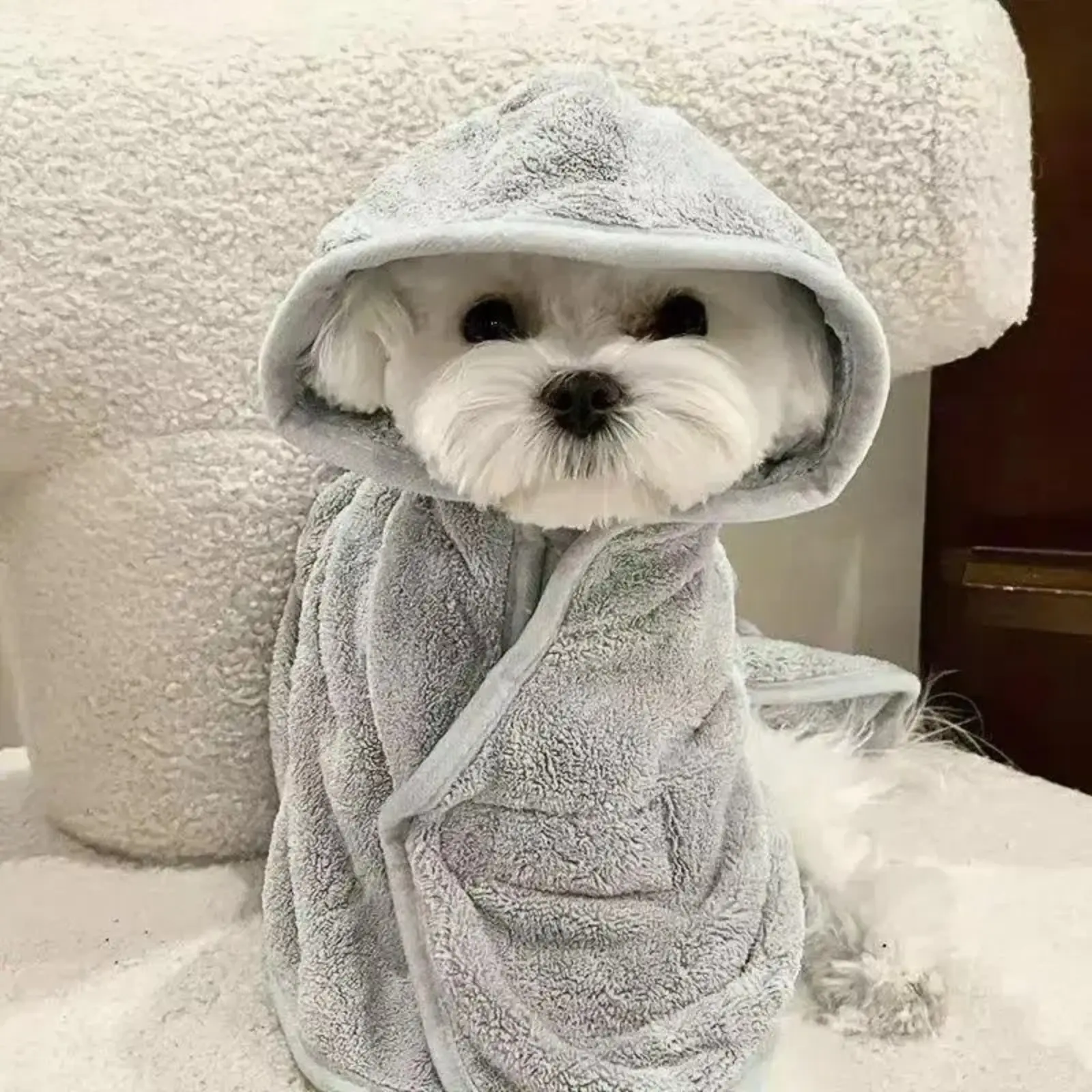 Hooded Quick Dry Pet Bathrobe, Soft Absorbent Cozy Drying Robe Towel, Cute Grooming Accessory for Small Medium Dogs & Cats, Ideal for Post-Bath Pet Hair Drying