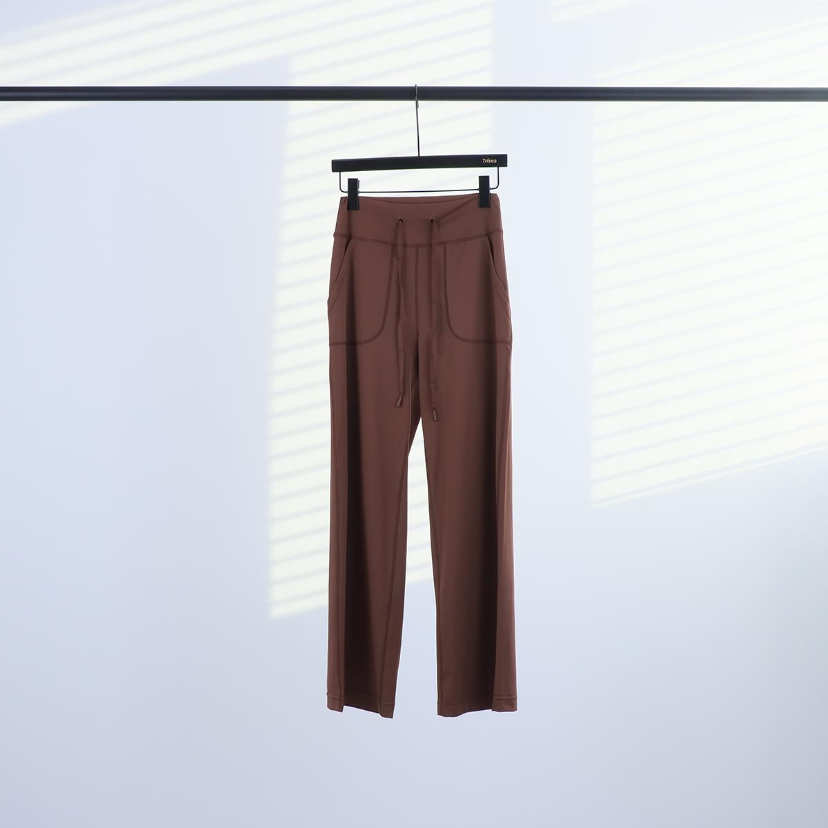 LULU Elegant Women's Straight-Leg Pants: A flattering, tailored fit perfect for both athletic and casual occasions, suitable for all seasons, and expertly crafted.