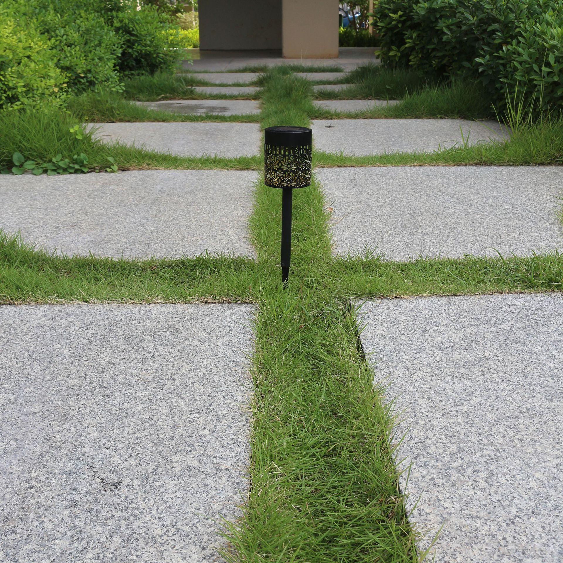 Solar-powered lawn lights, outdoor waterproof garden lights, hollow projection lights, ambient lights, garden decorative ground lights, popular mandala design