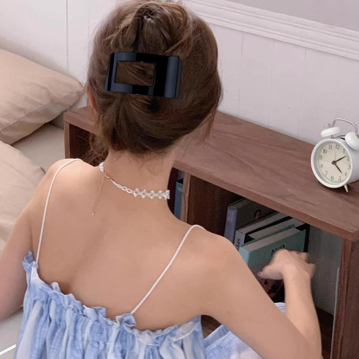 Flat Hair Clips for Women Girls, Matte Lay Flat Claw Clips, Strong Hold Large Side Hair Clip All Hair Types, French Duck Billed Hair Jaw Claw Clip, Non Slip Grip for Daily Styling Tortoise