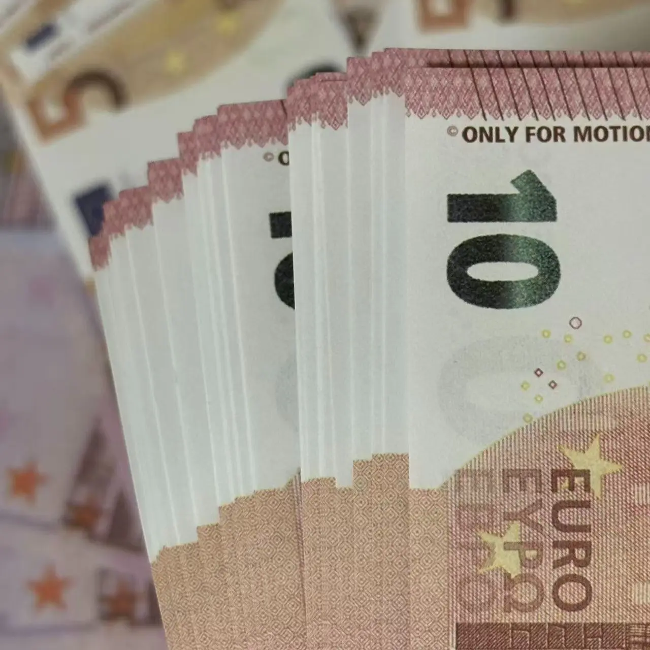 Euro Paper Money Props Set (100 Sheets), Ideal for Raffles and Magic Shows, Perfect for Parties, Festivals, and Rituals