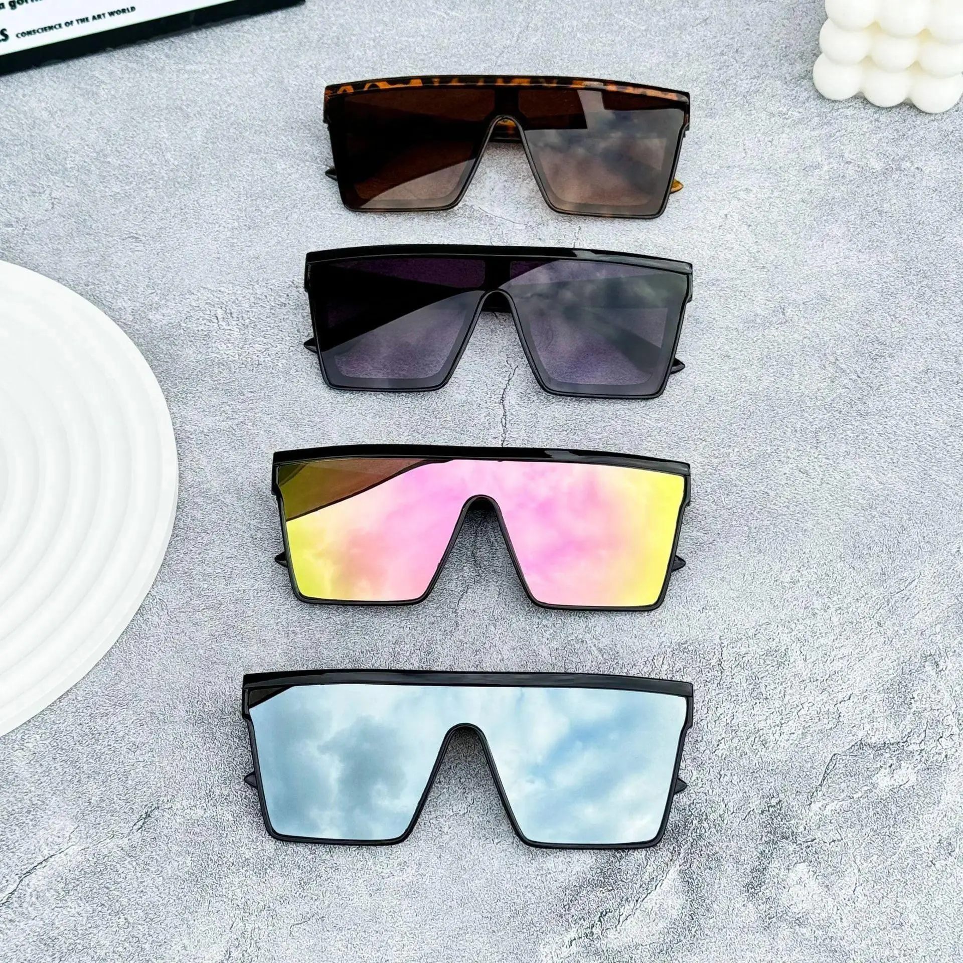 4pcs Unisex Edgy Modern Polarized Sports Sunglasses - High-Quality European & American Large 1-Piece Nylon Frame, Full Rim, Sun Protection, Nighttime Yellow Tint, Cycling Driving, Male Wear, Outdoor Sports, Nylon Frame, Men's Accessories, Gifts for Him