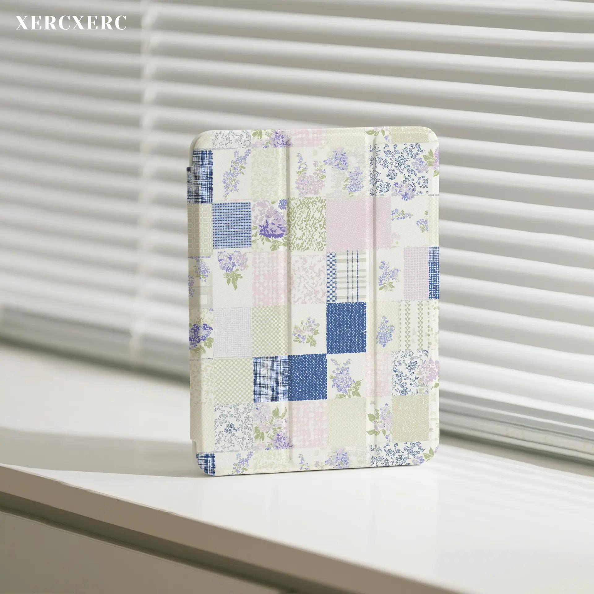 iPad case ipad accessories Patchwork Floral & Plaid iPad Case, PU Flip Cover TPU Soft Shell with Pencil Holder, Tri - fold Stand, Shockproof Auto Wake/Sleep for iPad Pro 12.9/11/10.9 (2025/2024), iPad Air 10.9/10.5, iPad Mini 8.3, Galaxy Tab S10+/S9+/S9/S