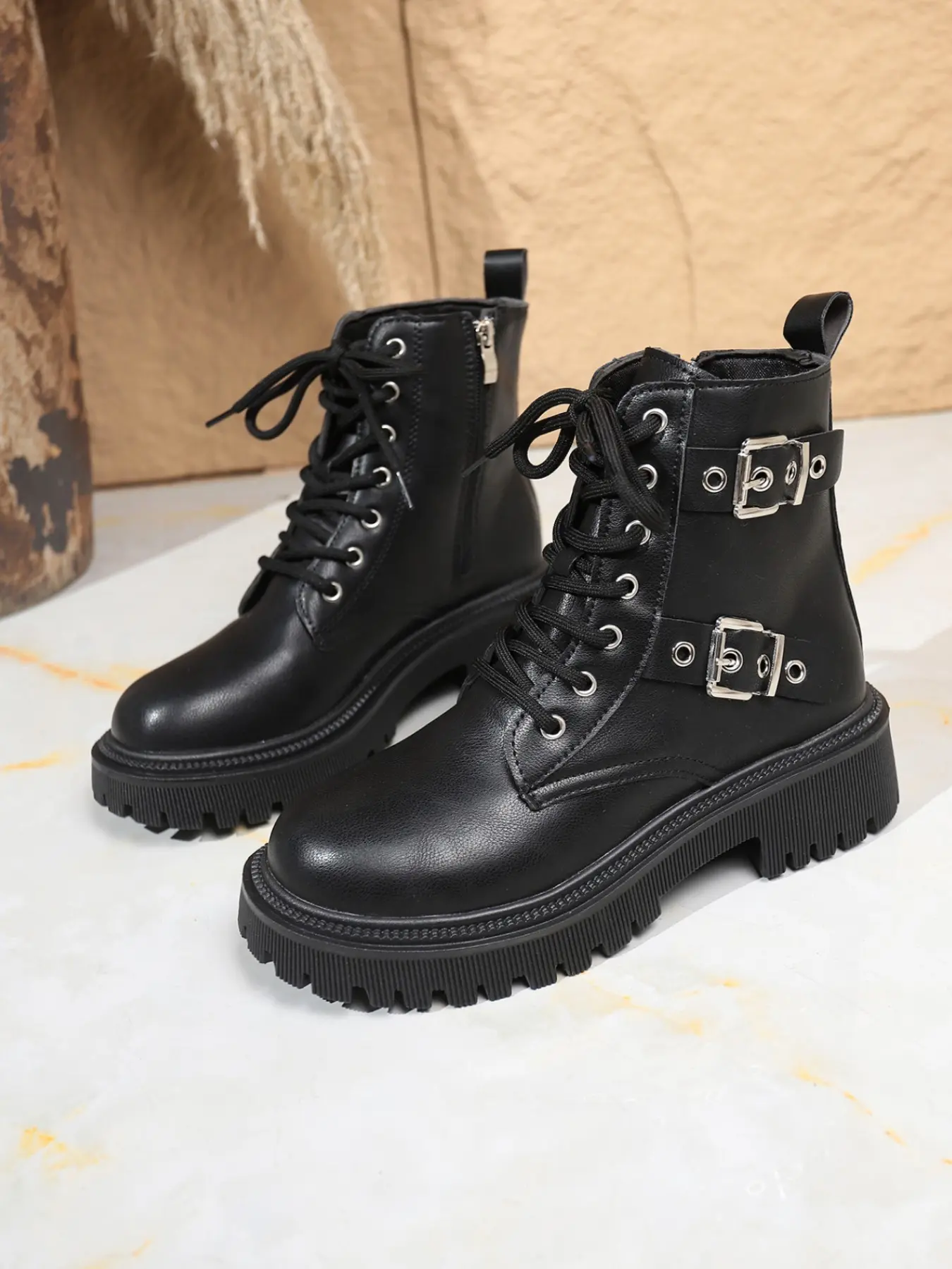Trendy Versatile Double Buckle Fashion Women's Ankle Boots and Short Boots, Lace-Up Thick Sole, Simple Daily Wear, Commute Style